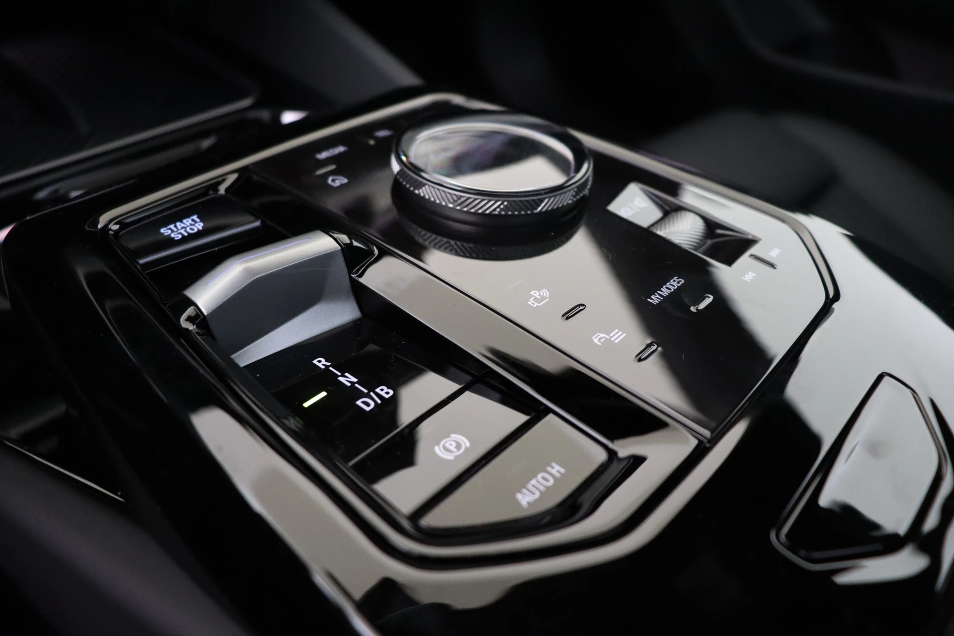 Hoofdafbeelding BMW i5