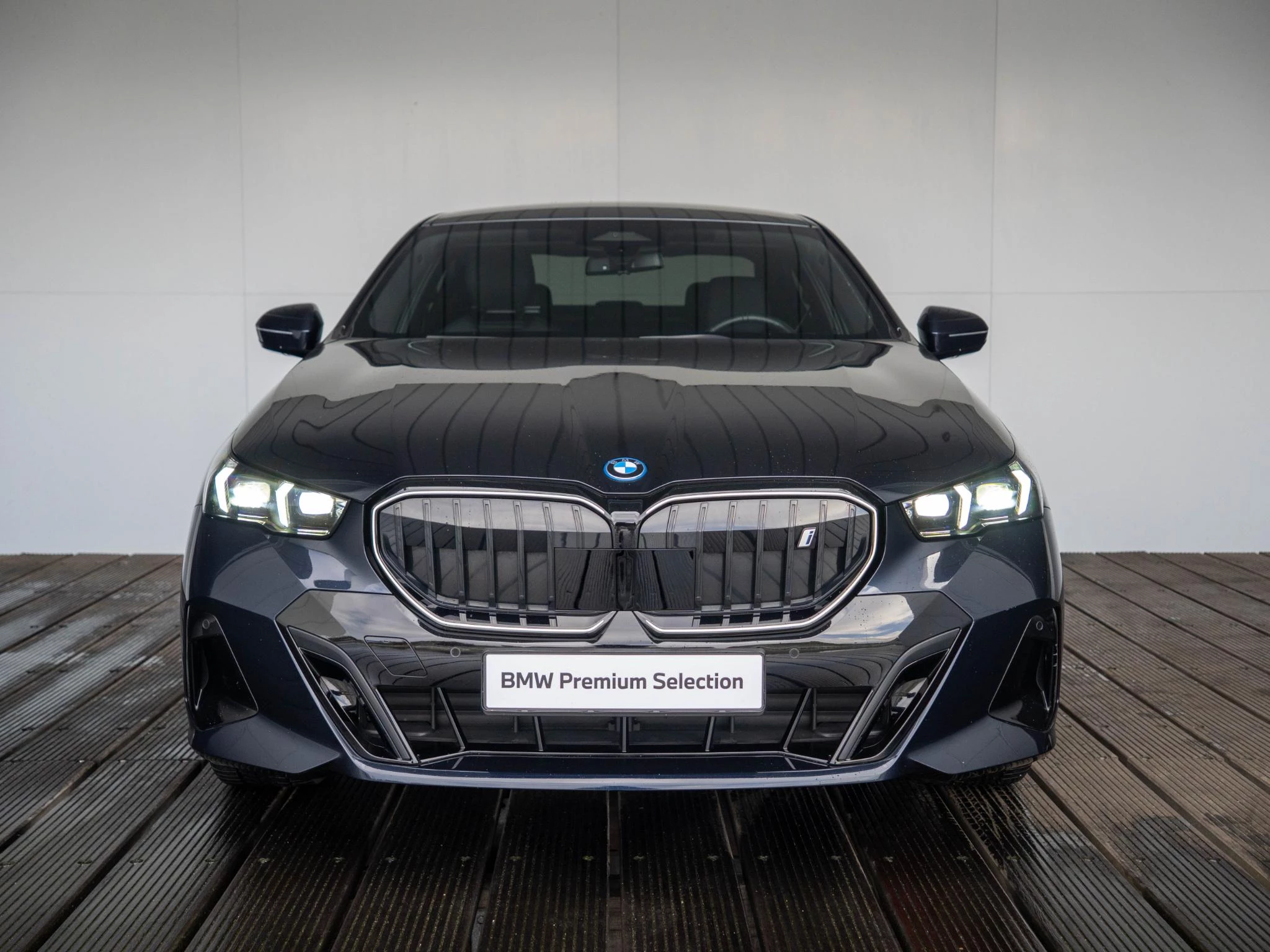 Hoofdafbeelding BMW i5