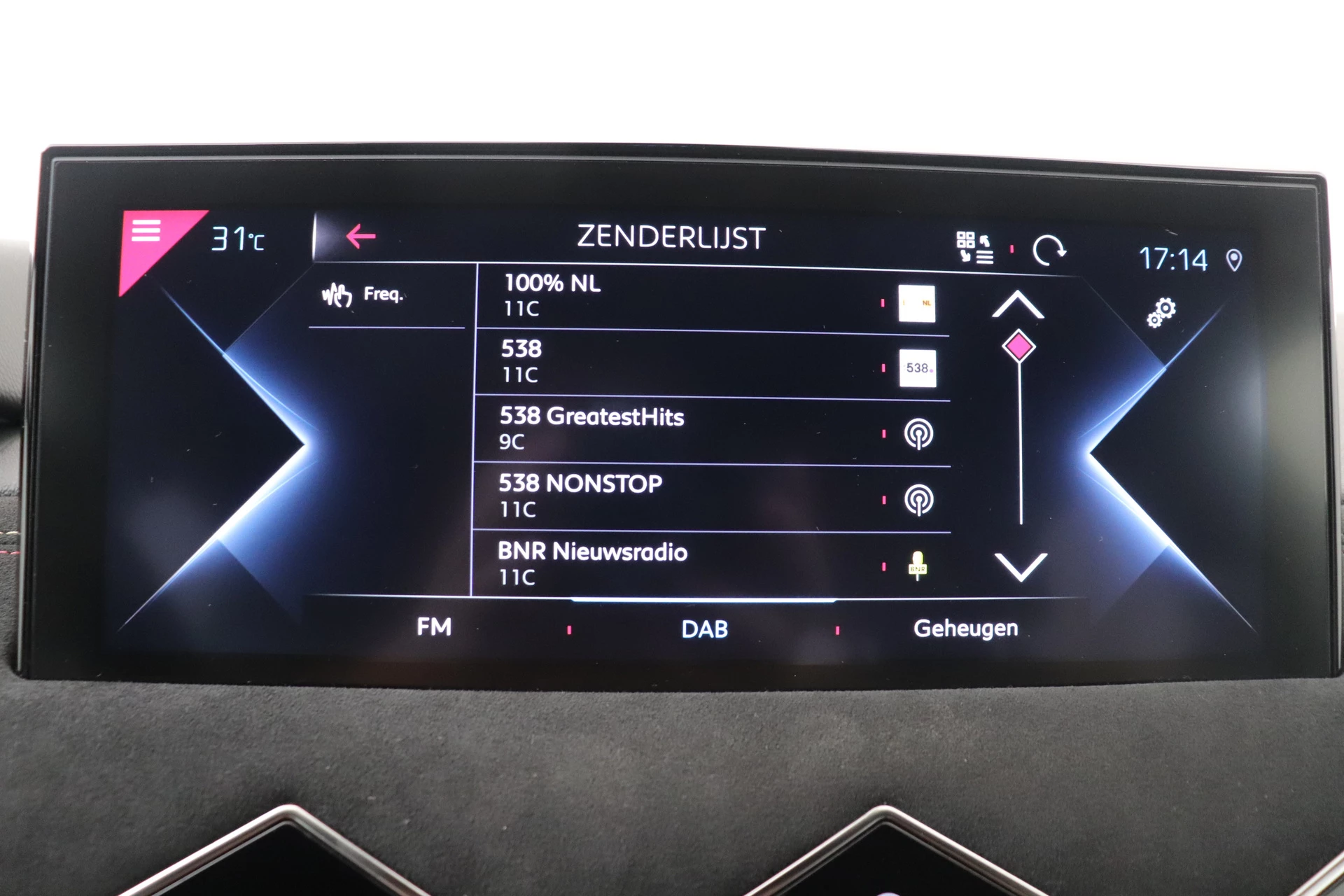 Hoofdafbeelding DS DS 3