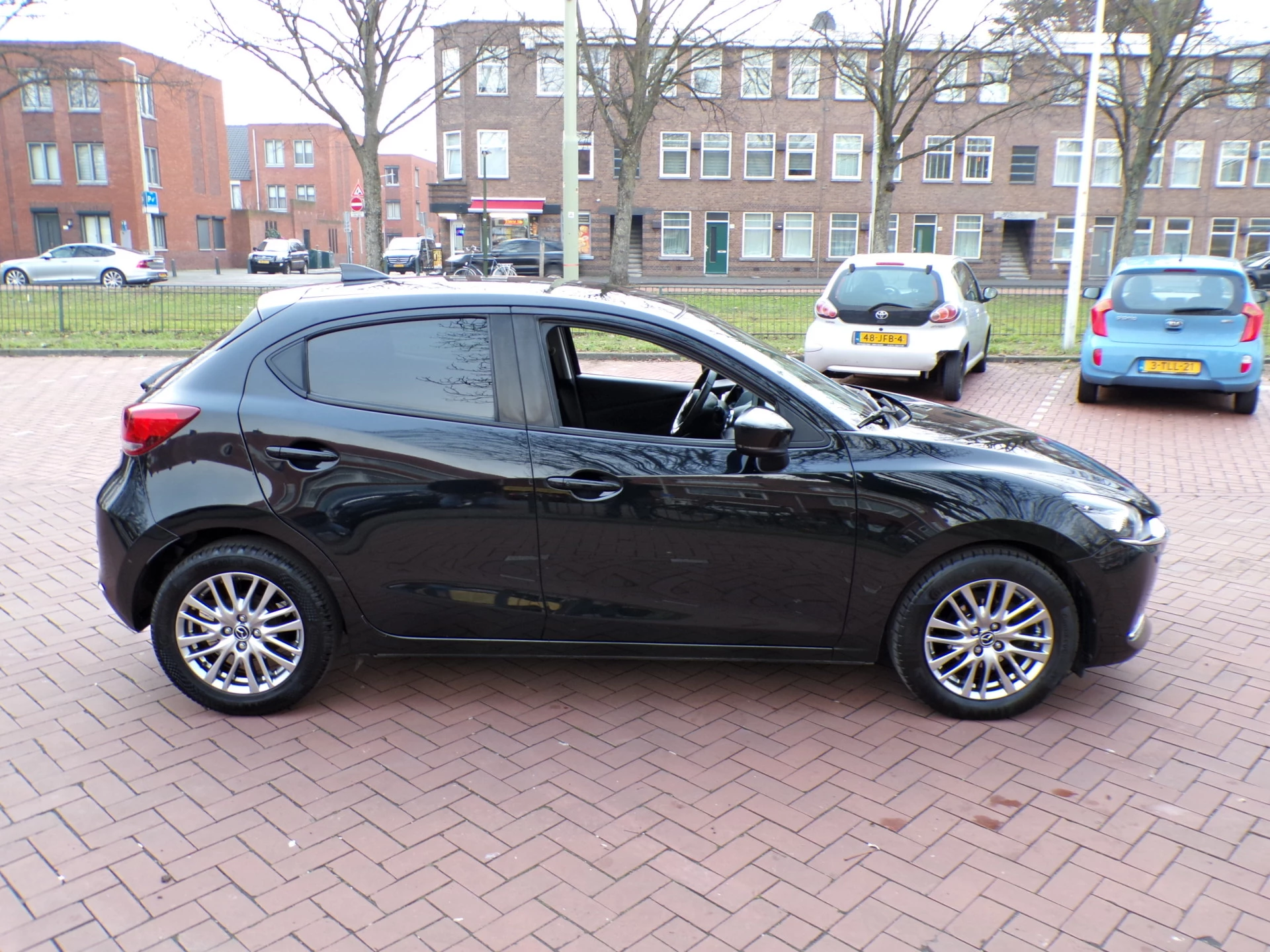 Hoofdafbeelding Mazda 2