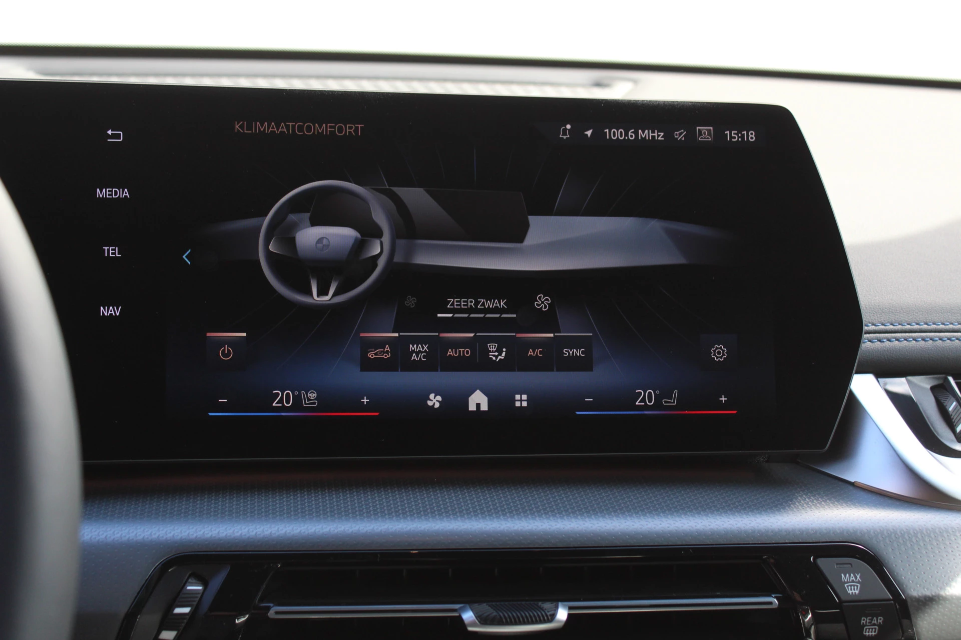 Hoofdafbeelding BMW iX1