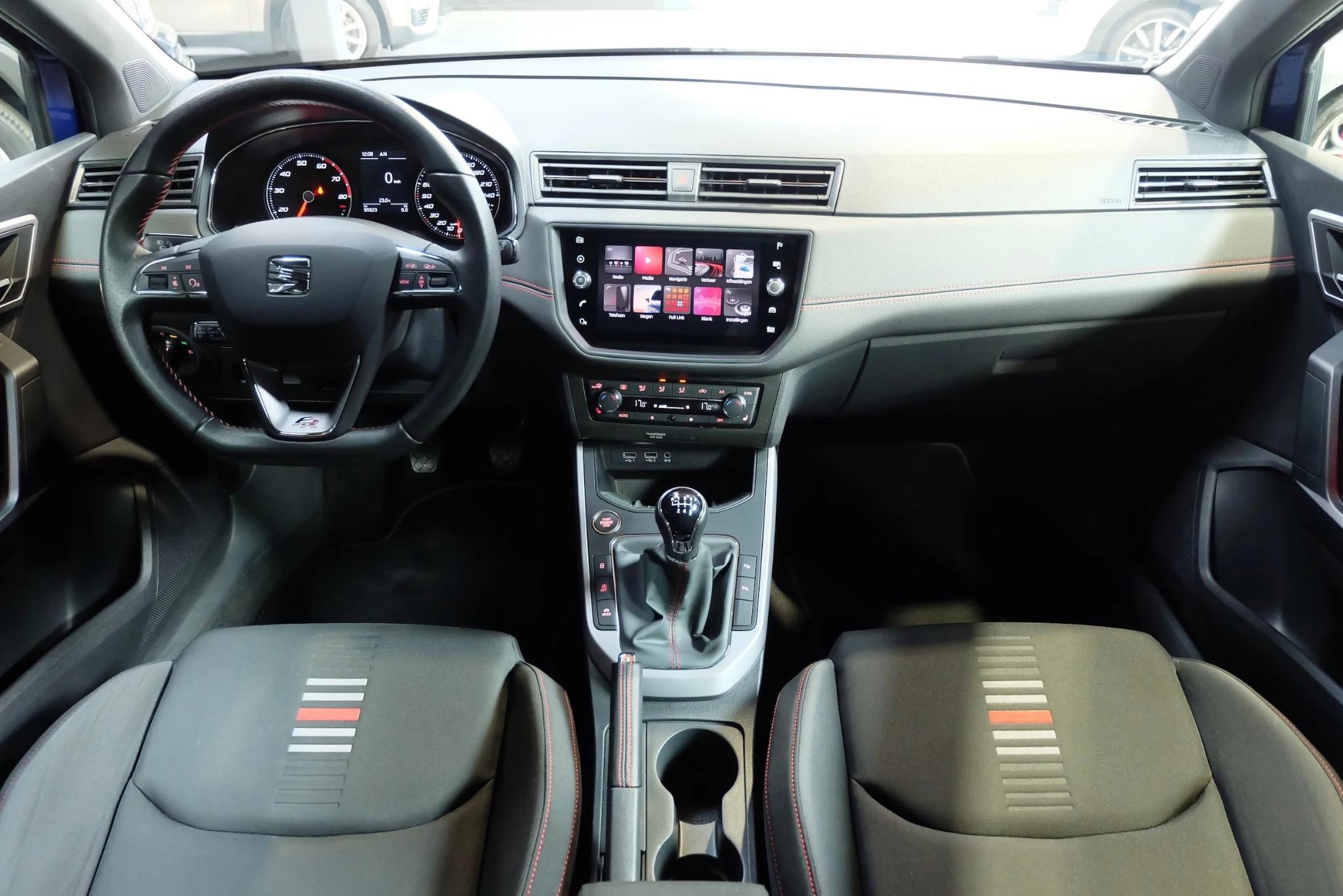 Hoofdafbeelding SEAT Arona