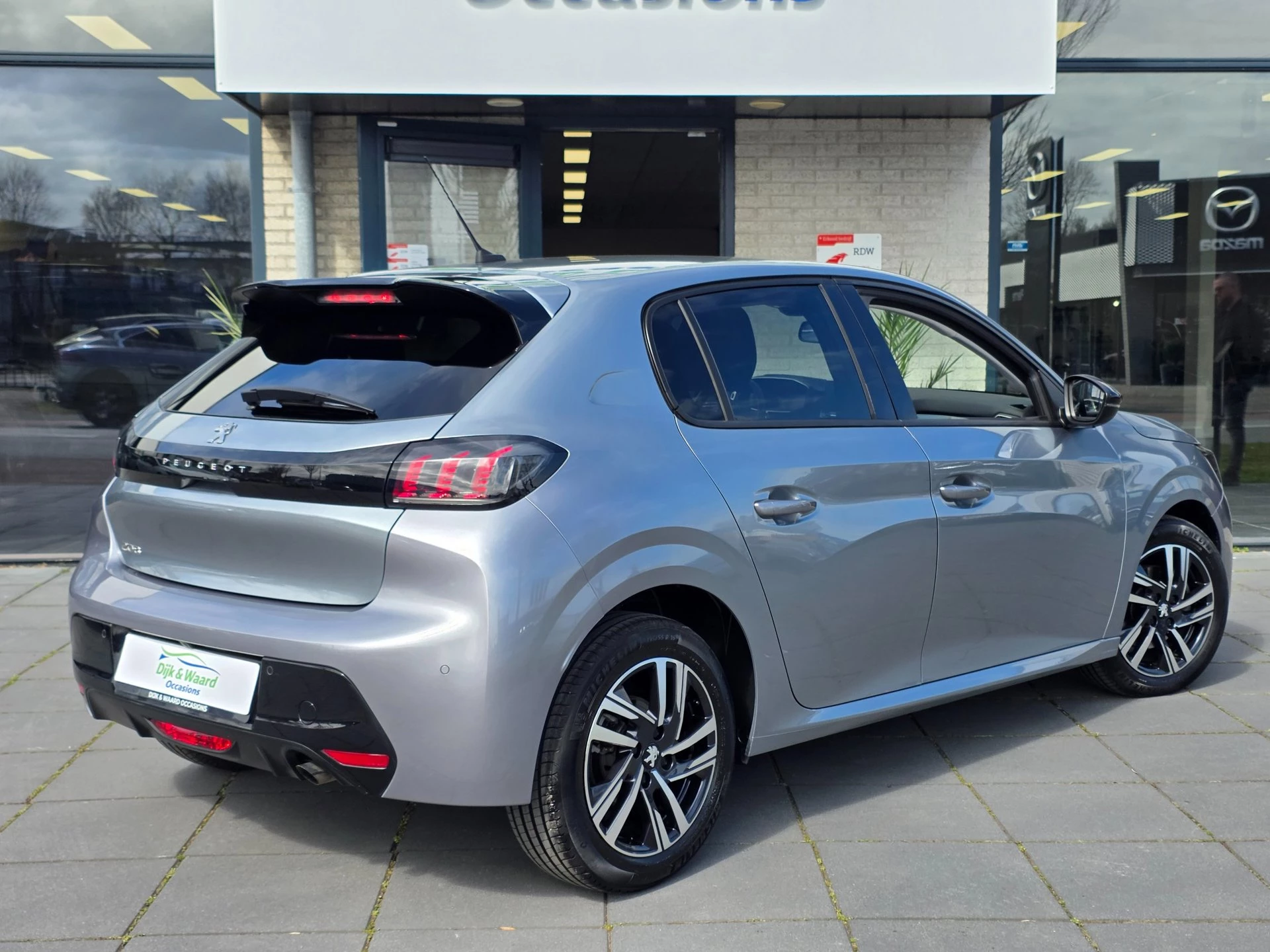 Hoofdafbeelding Peugeot 208