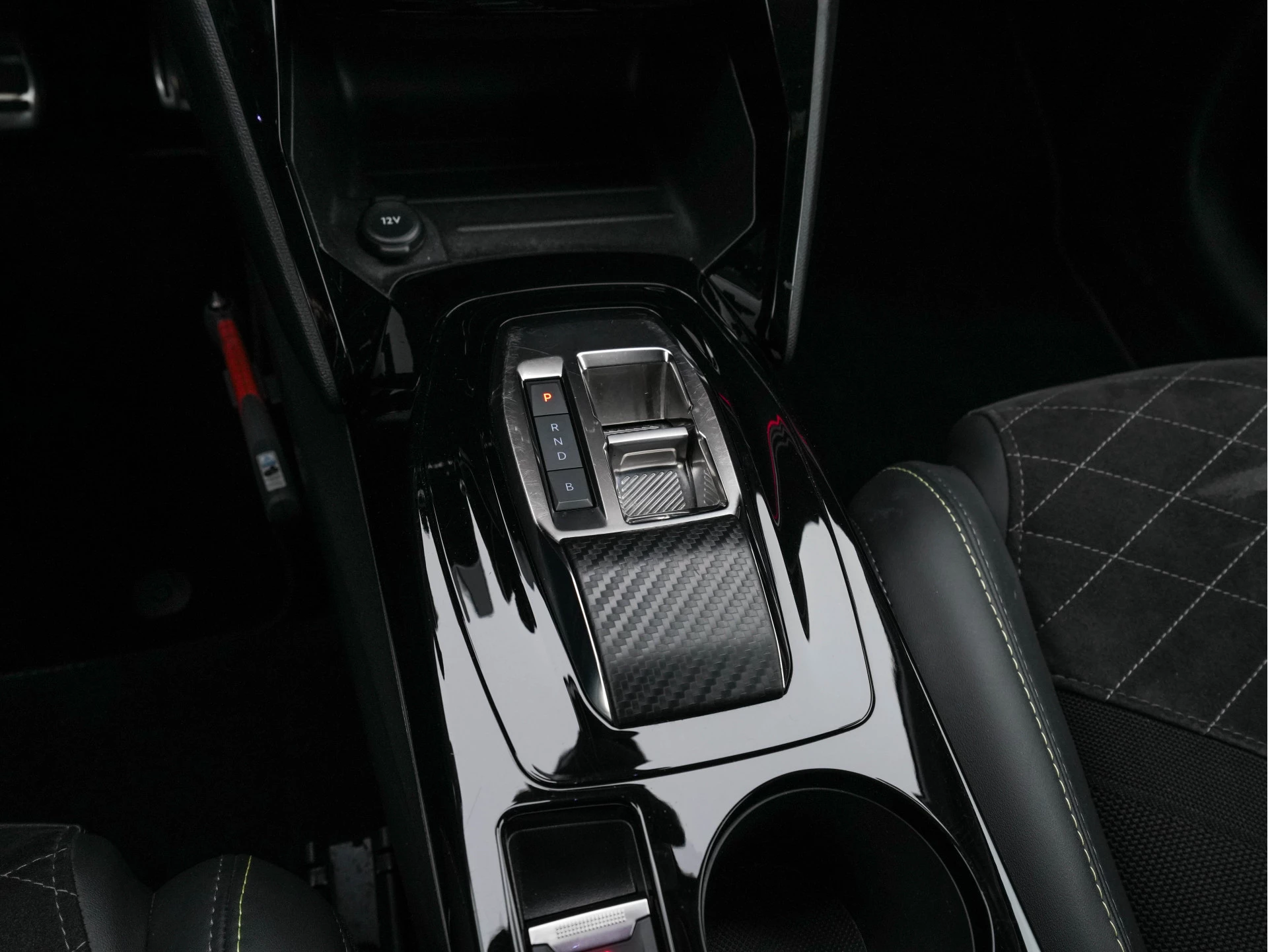 Hoofdafbeelding Peugeot e-208