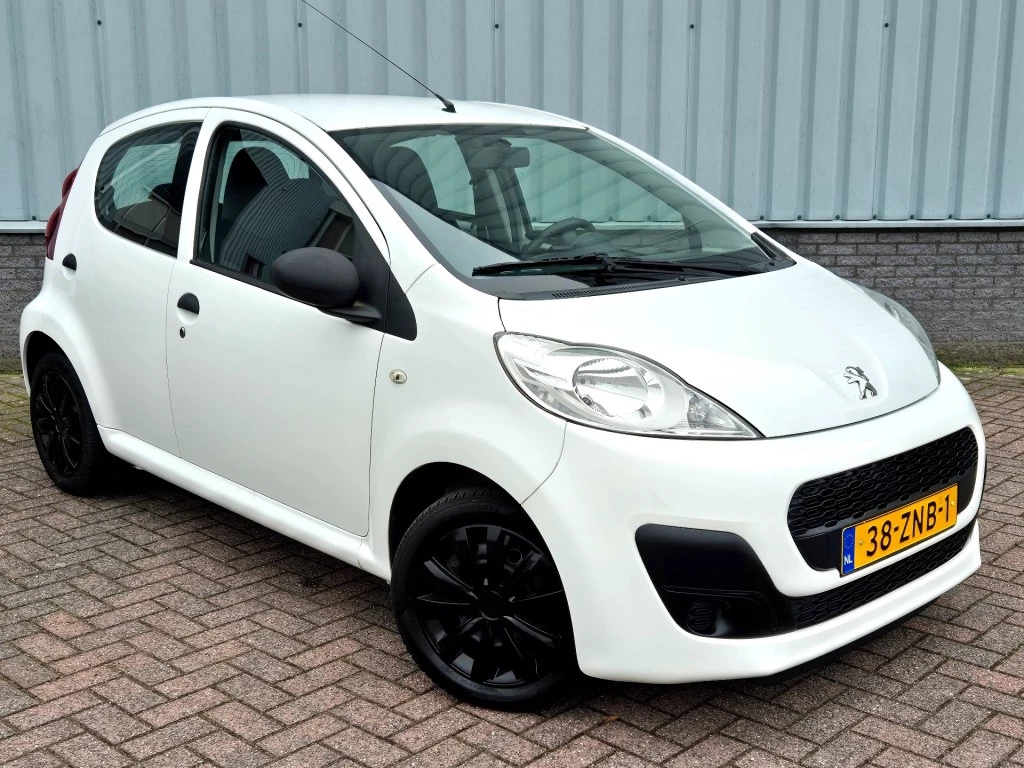 Hoofdafbeelding Peugeot 107