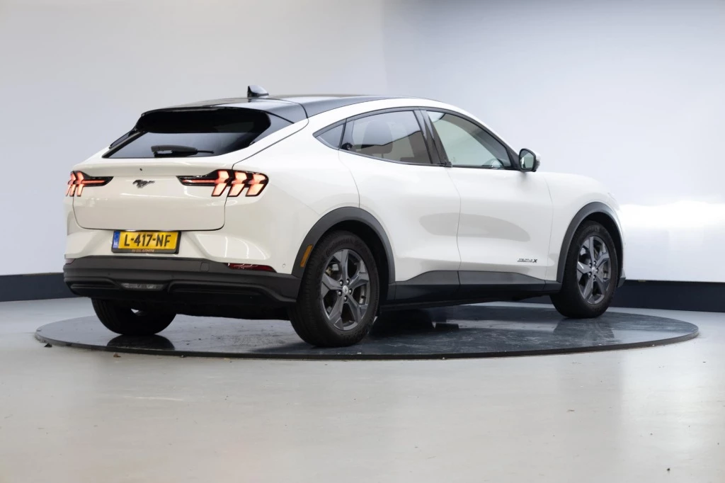 Hoofdafbeelding Ford Mustang Mach-E