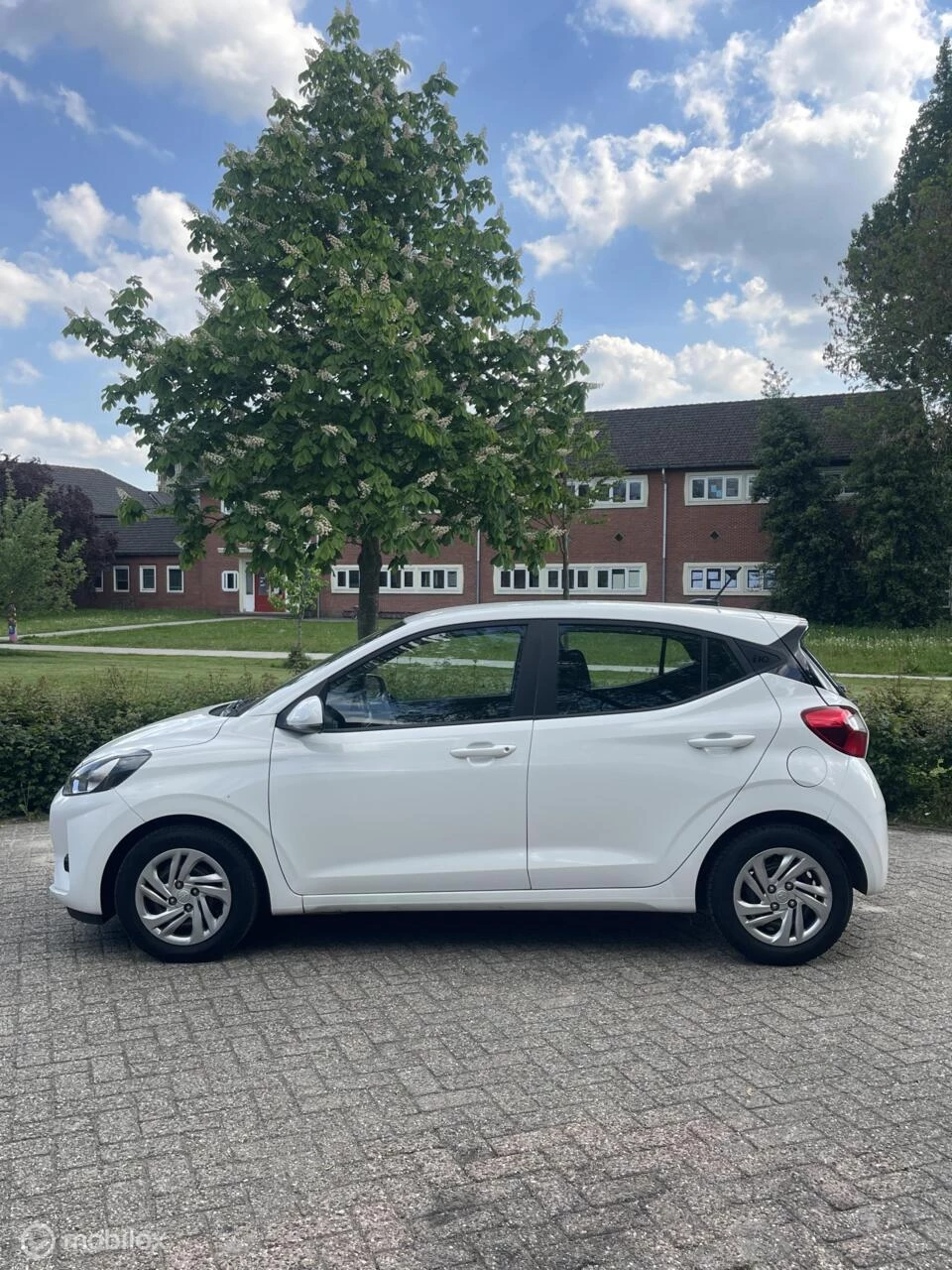 Hoofdafbeelding Hyundai i10