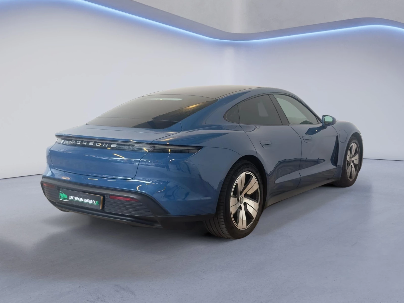 Hoofdafbeelding Porsche Taycan