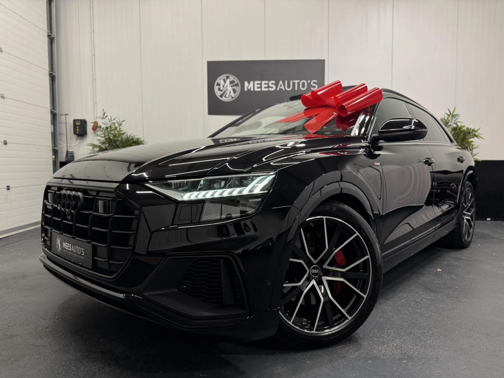 Hoofdafbeelding Audi Q8