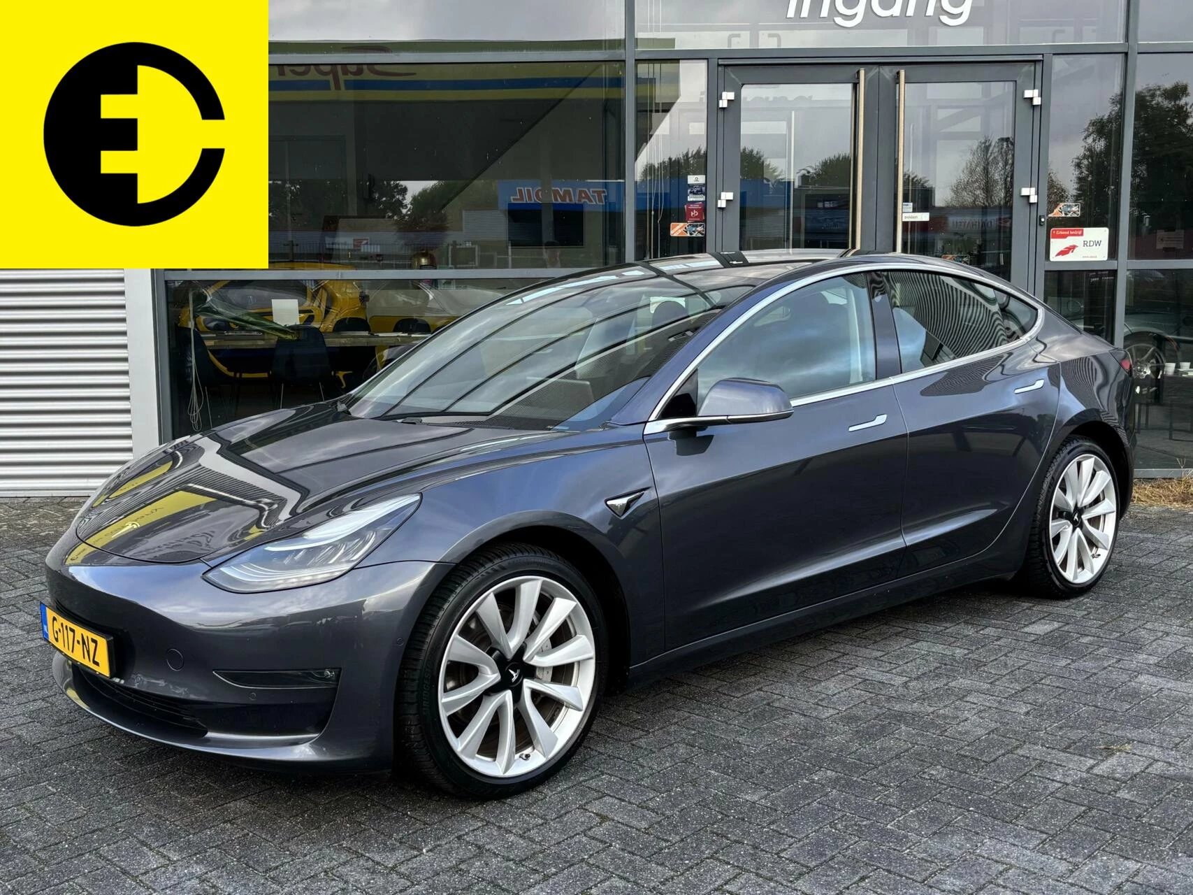 Hoofdafbeelding Tesla Model 3