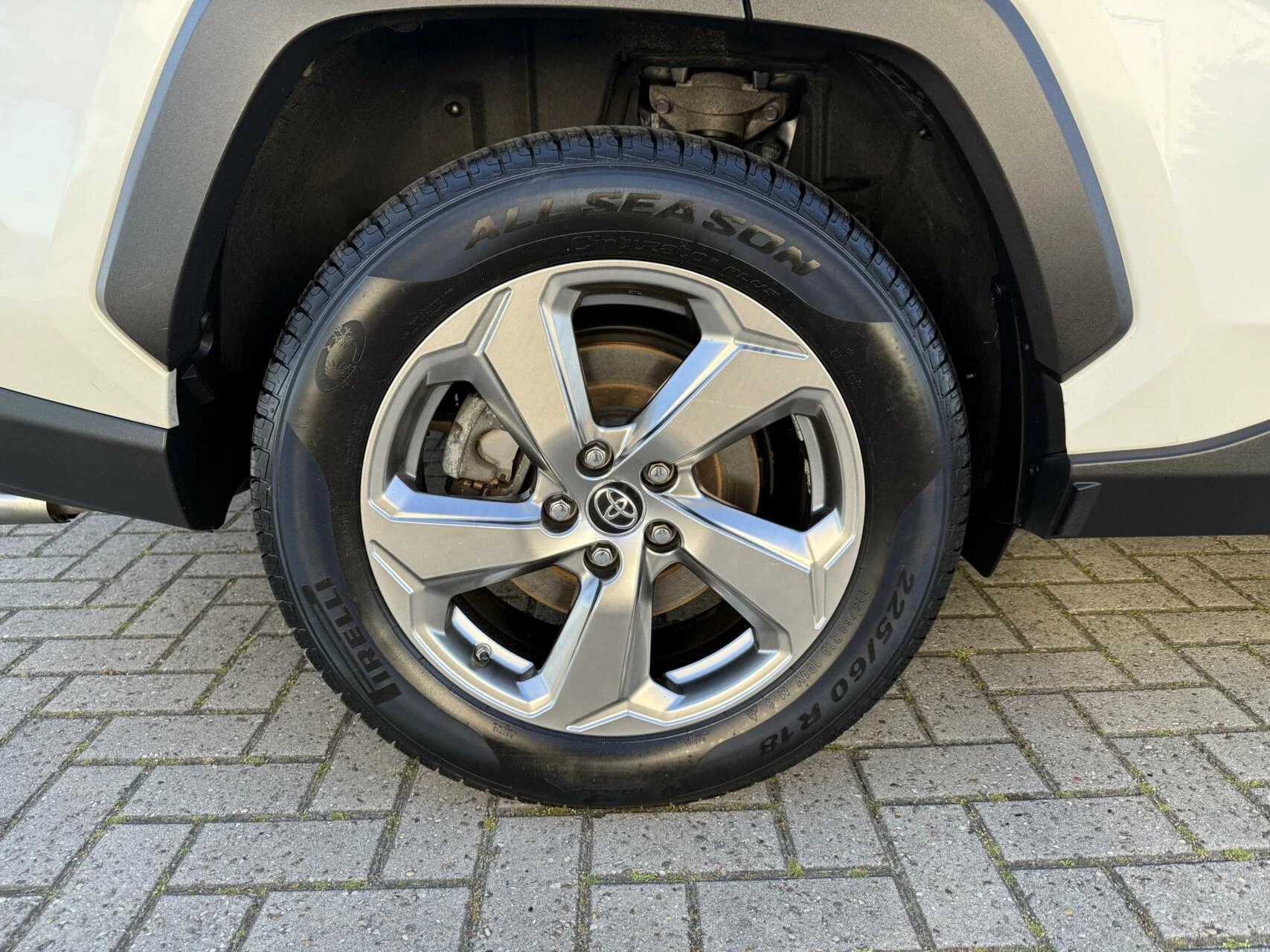 Hoofdafbeelding Toyota RAV4