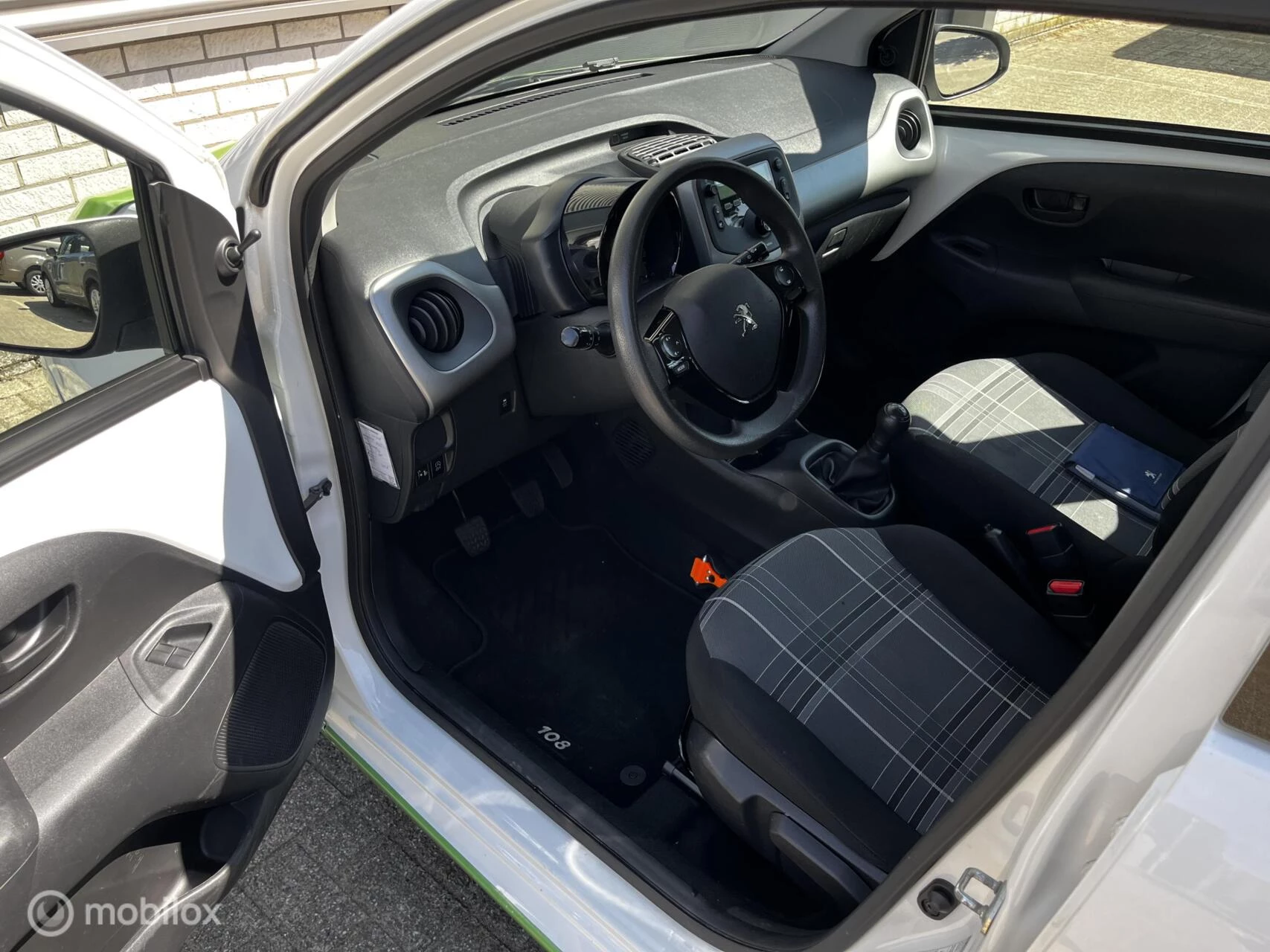 Hoofdafbeelding Peugeot 108