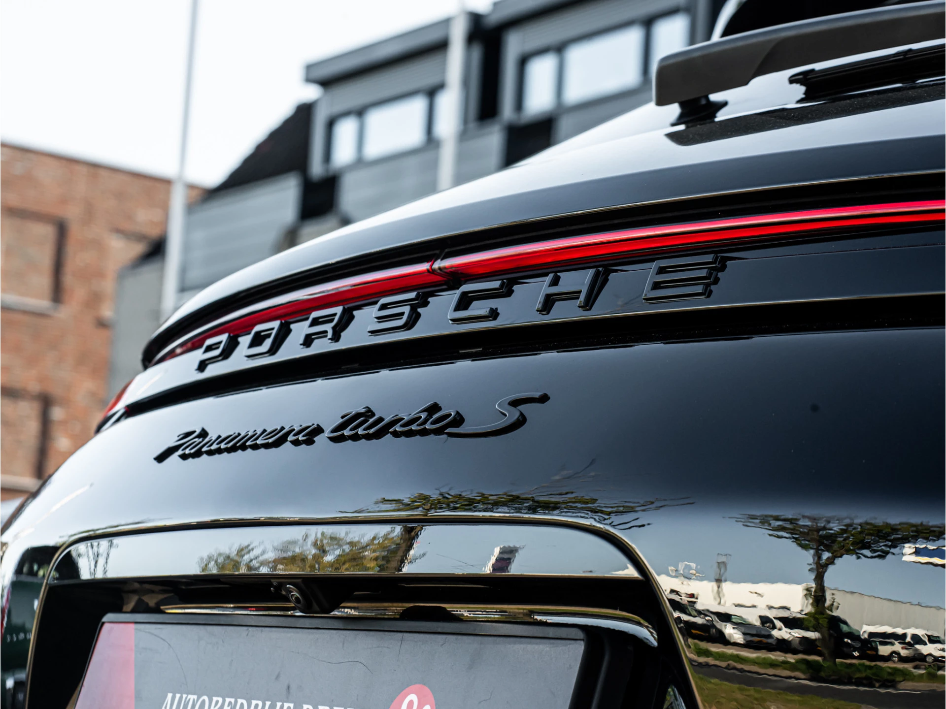 Hoofdafbeelding Porsche Panamera