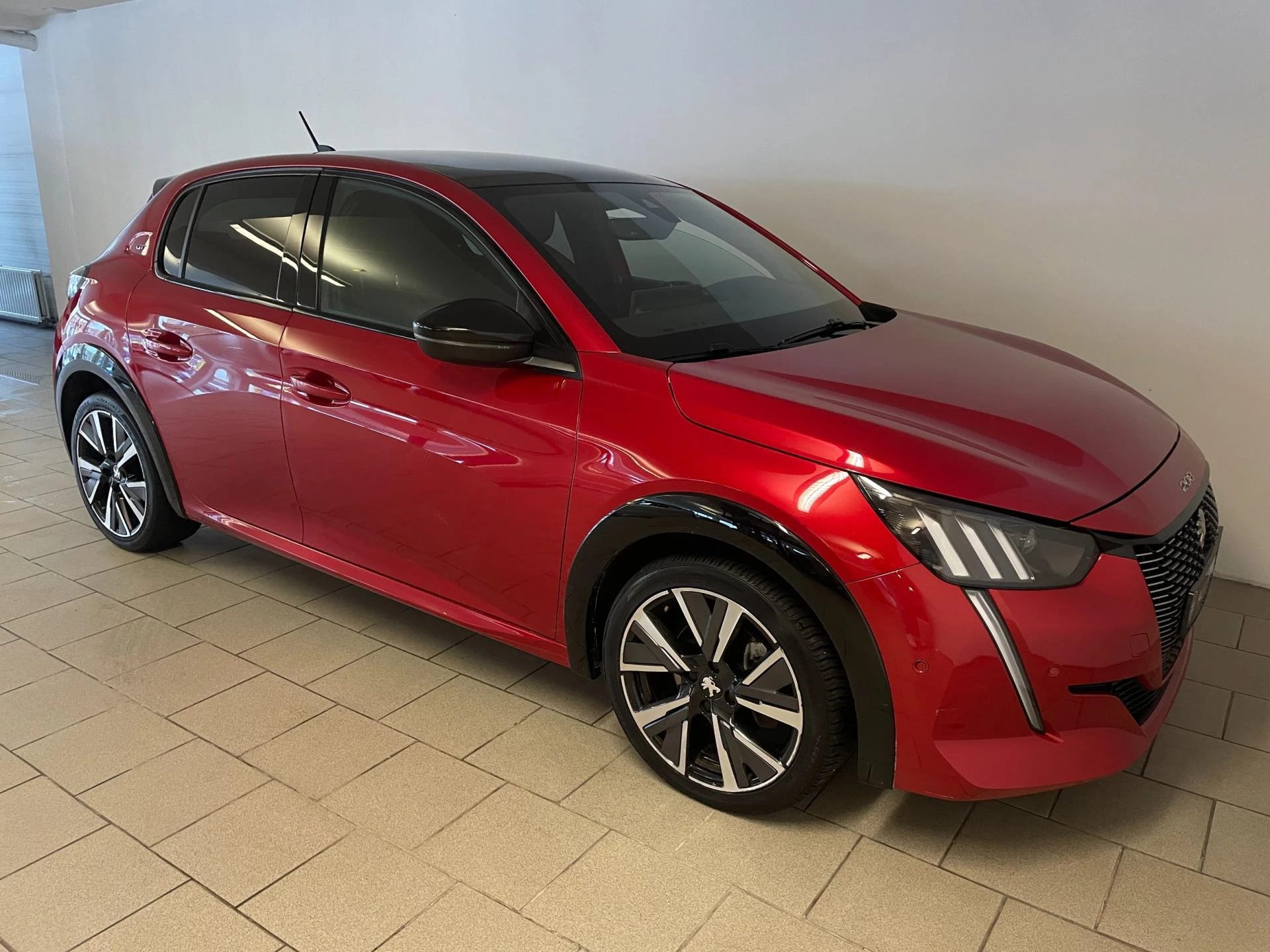 Hoofdafbeelding Peugeot 208