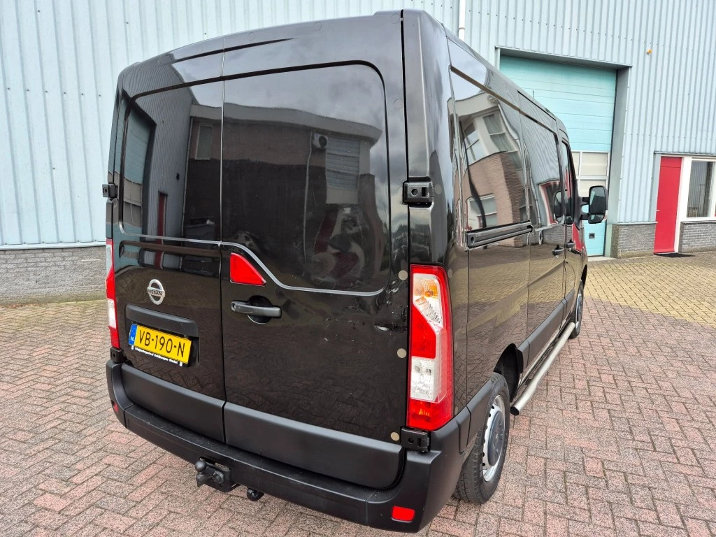 Hoofdafbeelding Nissan NV400