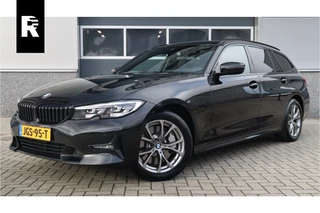 BMW 3 Serie Touring 330e Sport Line / SOH 95% / Hifi / Camera / Sportstoelen /