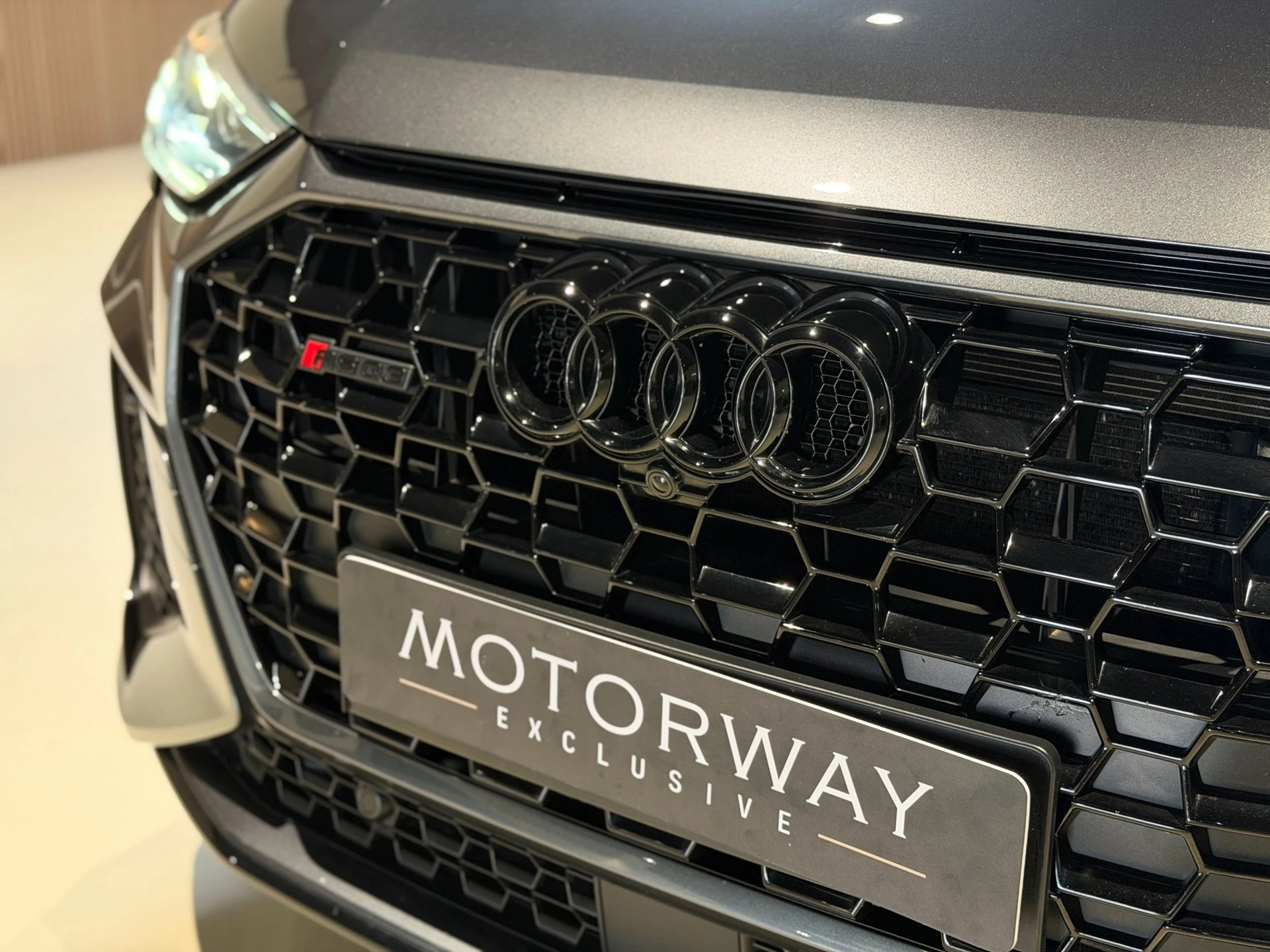 Hoofdafbeelding Audi RSQ3