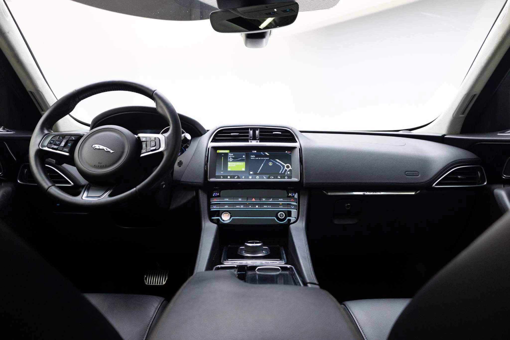 Hoofdafbeelding Jaguar F-PACE