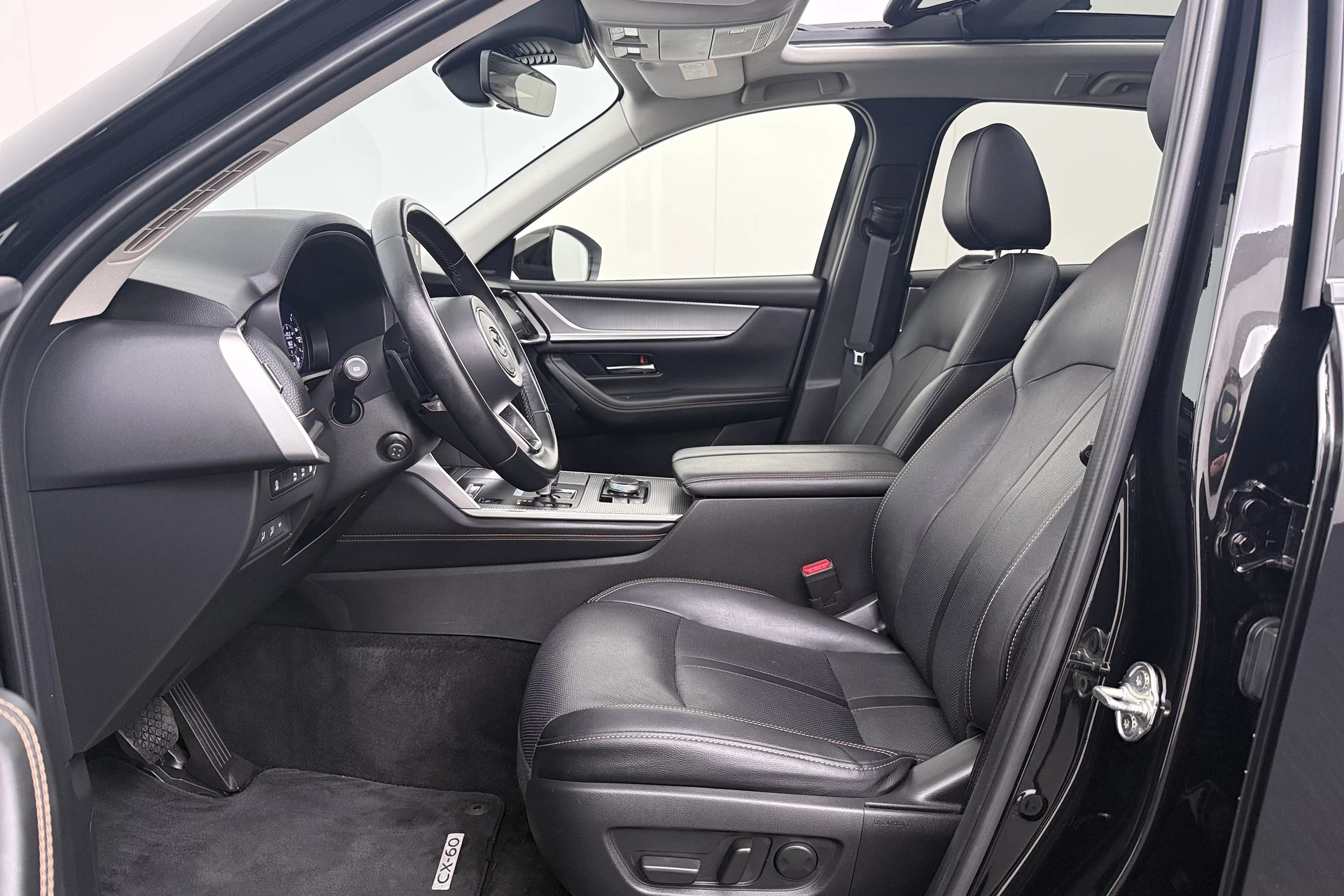 Hoofdafbeelding Mazda CX-60