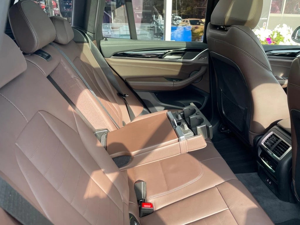 Hoofdafbeelding BMW iX3