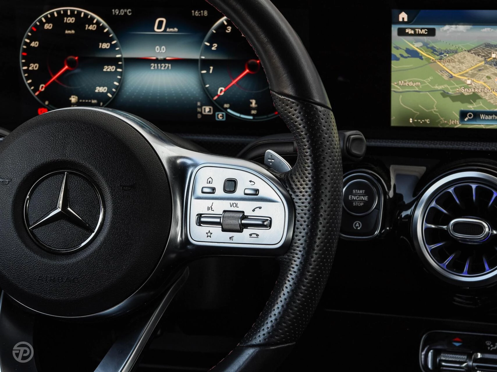 Hoofdafbeelding Mercedes-Benz CLA