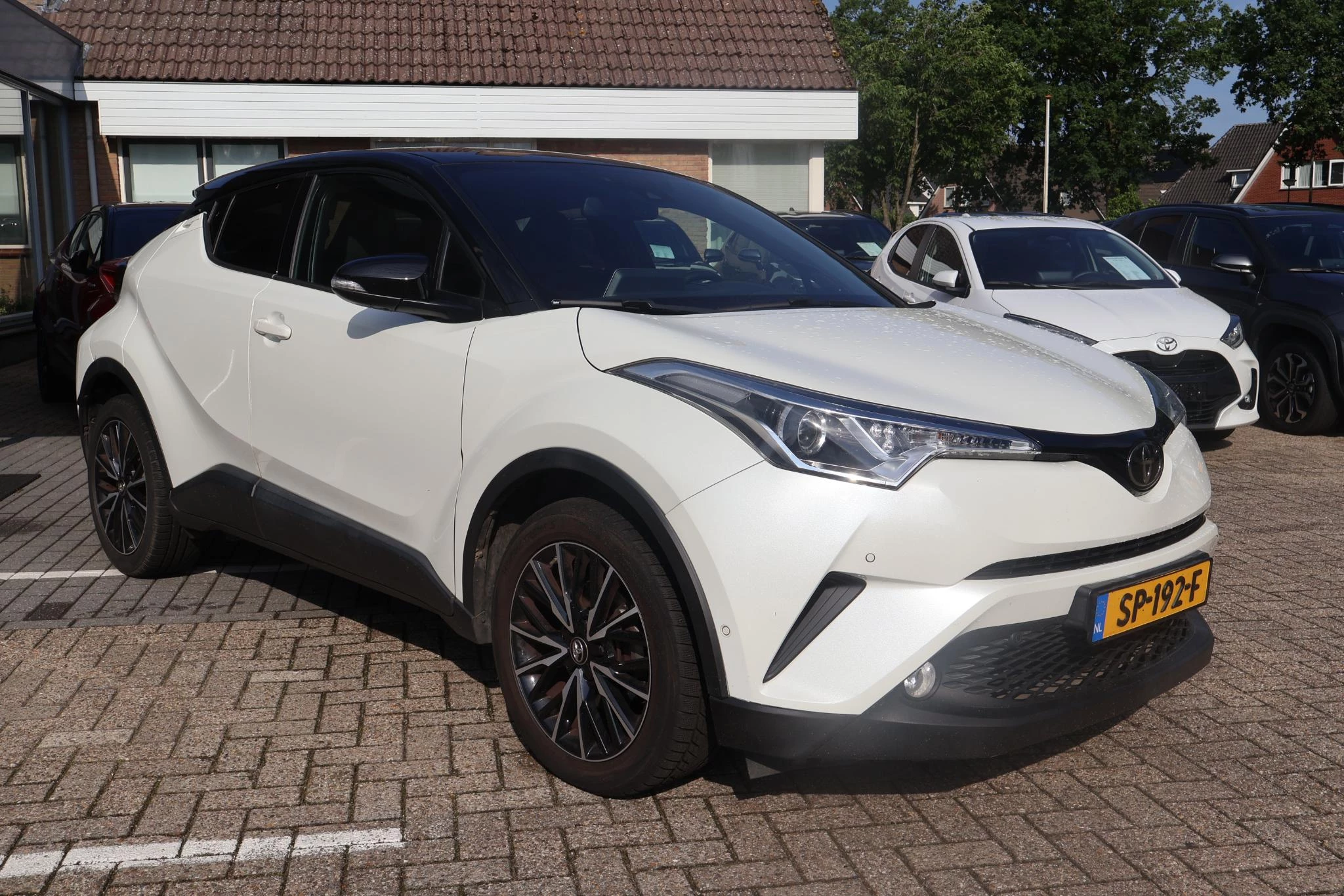 Hoofdafbeelding Toyota C-HR