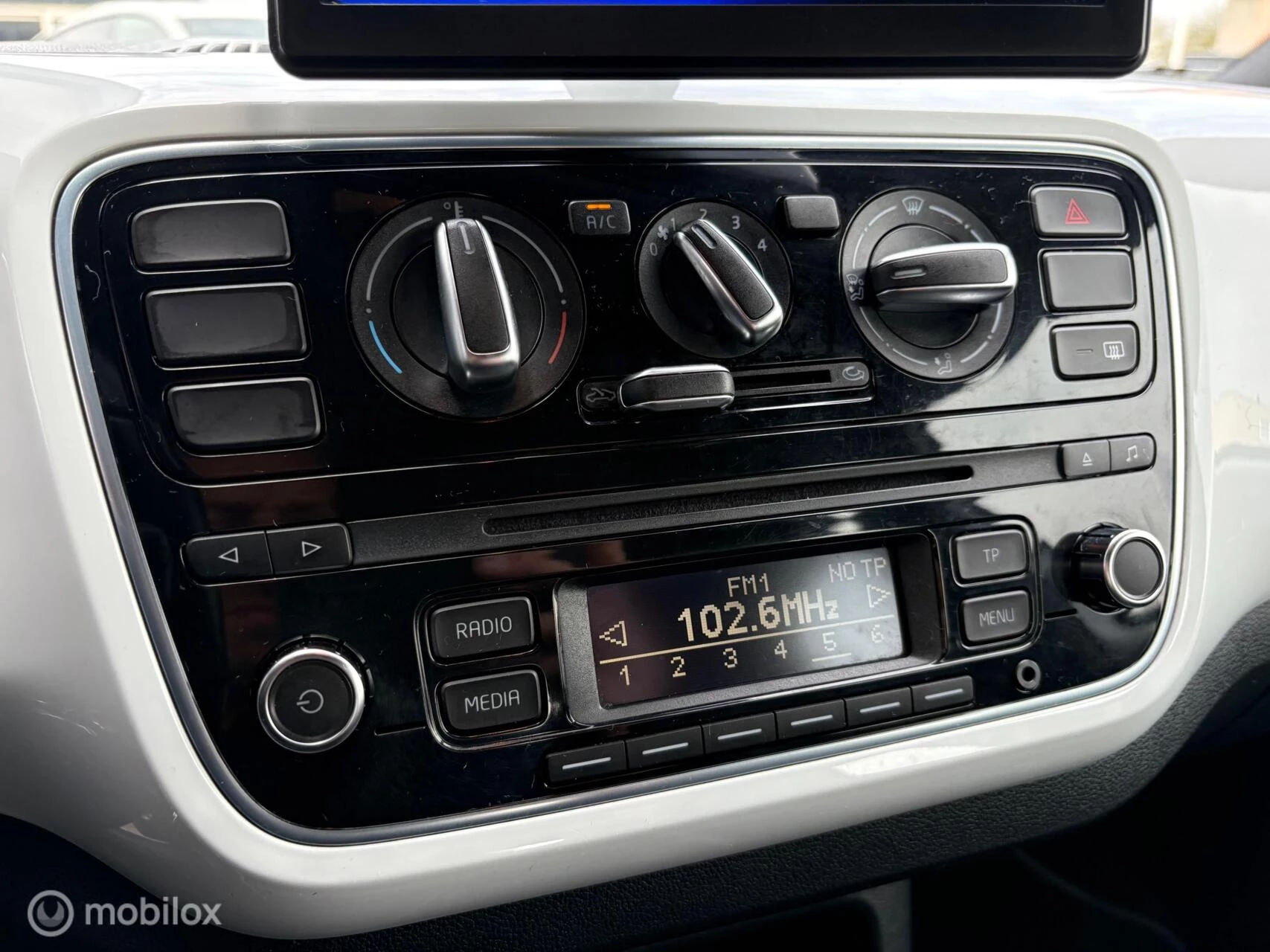 Hoofdafbeelding Volkswagen up!