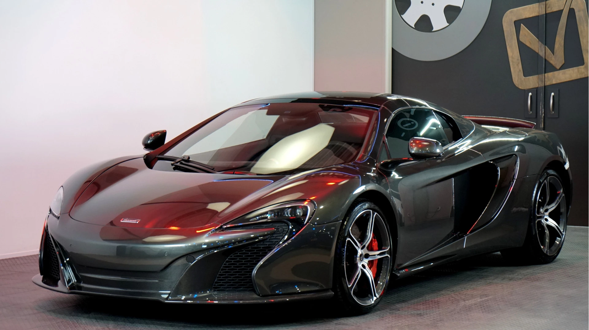 Hoofdafbeelding McLaren 650S