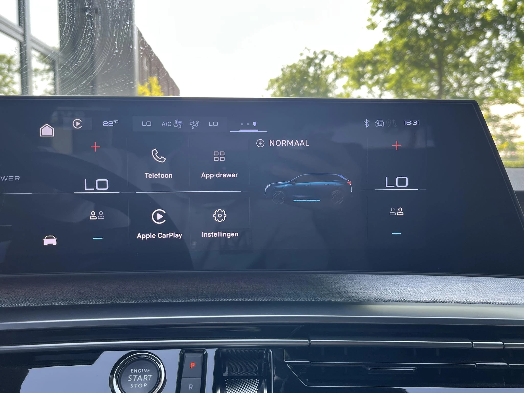 Hoofdafbeelding Peugeot e-5008