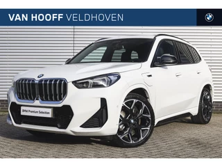 Hoofdafbeelding BMW X1 BMW X1 xDrive30e High Executive M Sport Automaat / Trekhaak / Sportstoelen / Parking Assistant Plus / M Adaptief onderstel / Head-Up / Comfort Access