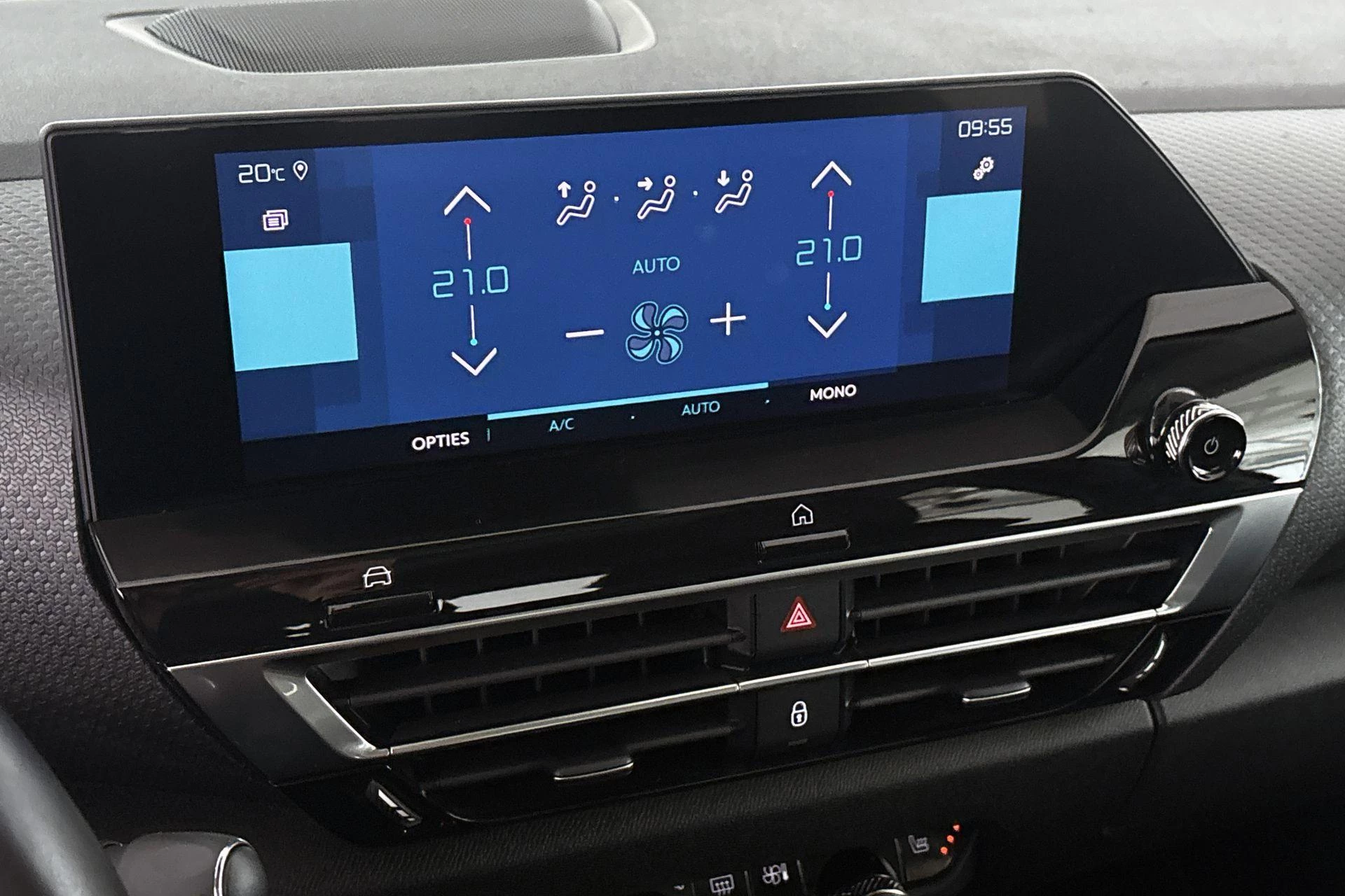 Hoofdafbeelding Citroën ë-C4