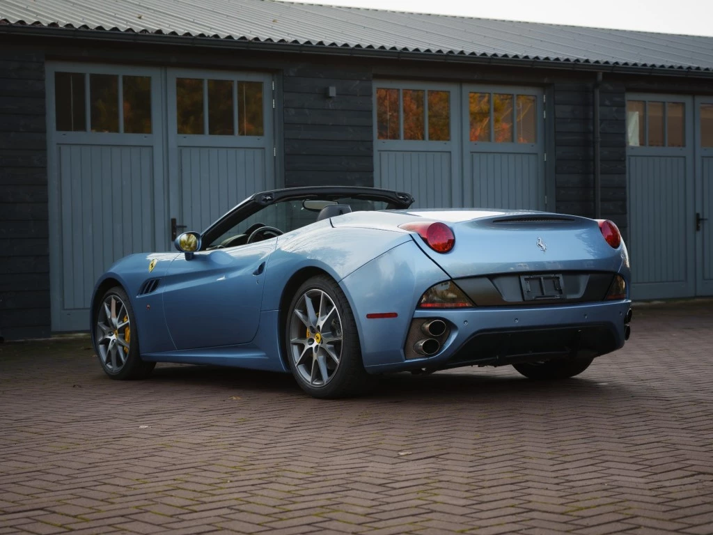 Hoofdafbeelding Ferrari California