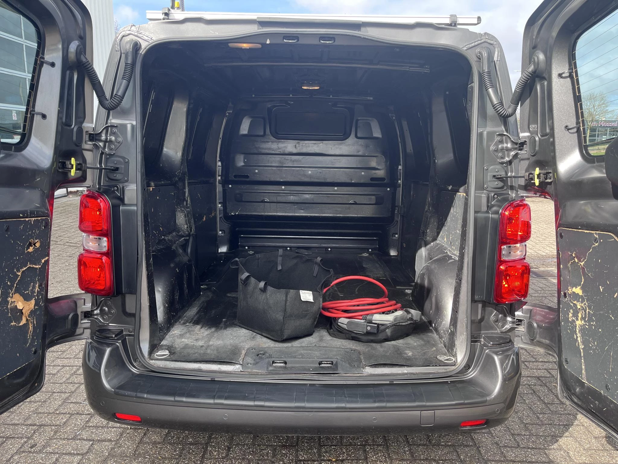 Hoofdafbeelding Peugeot e-Expert