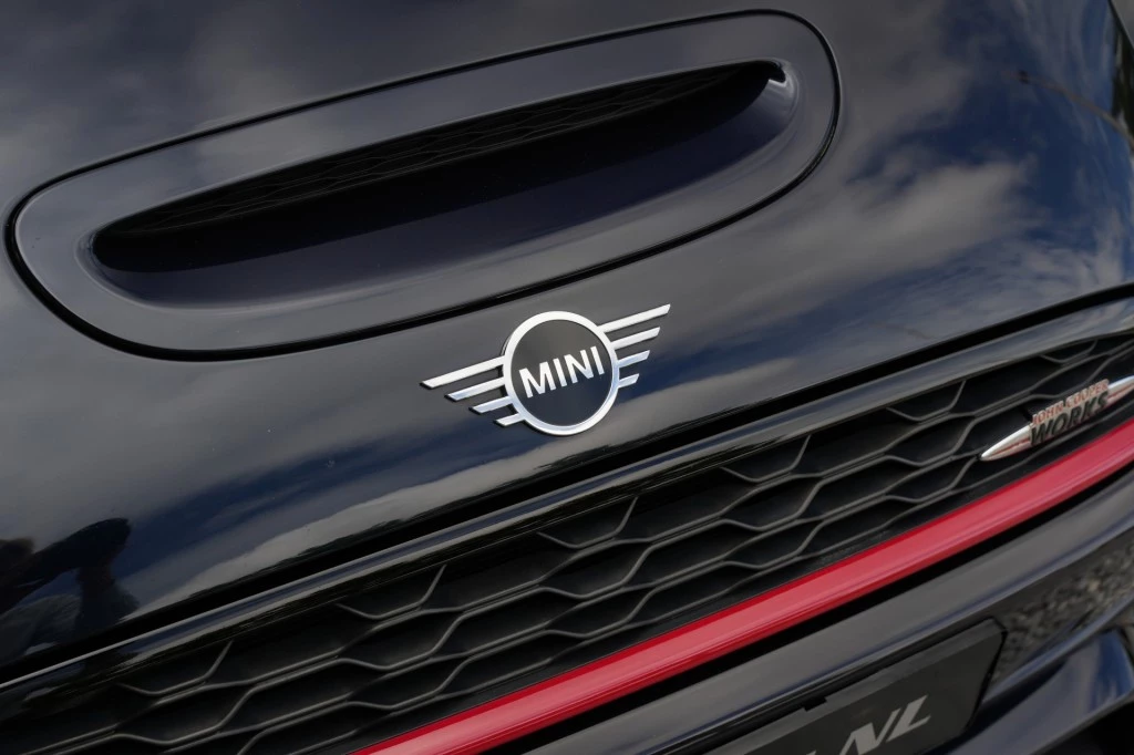 Hoofdafbeelding MINI Cabrio