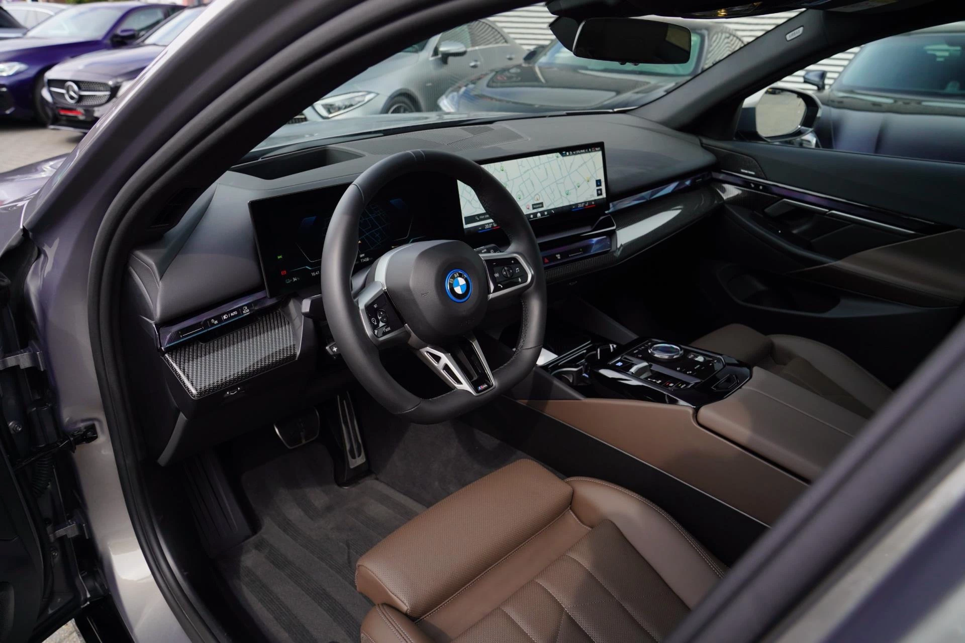 Hoofdafbeelding BMW i5