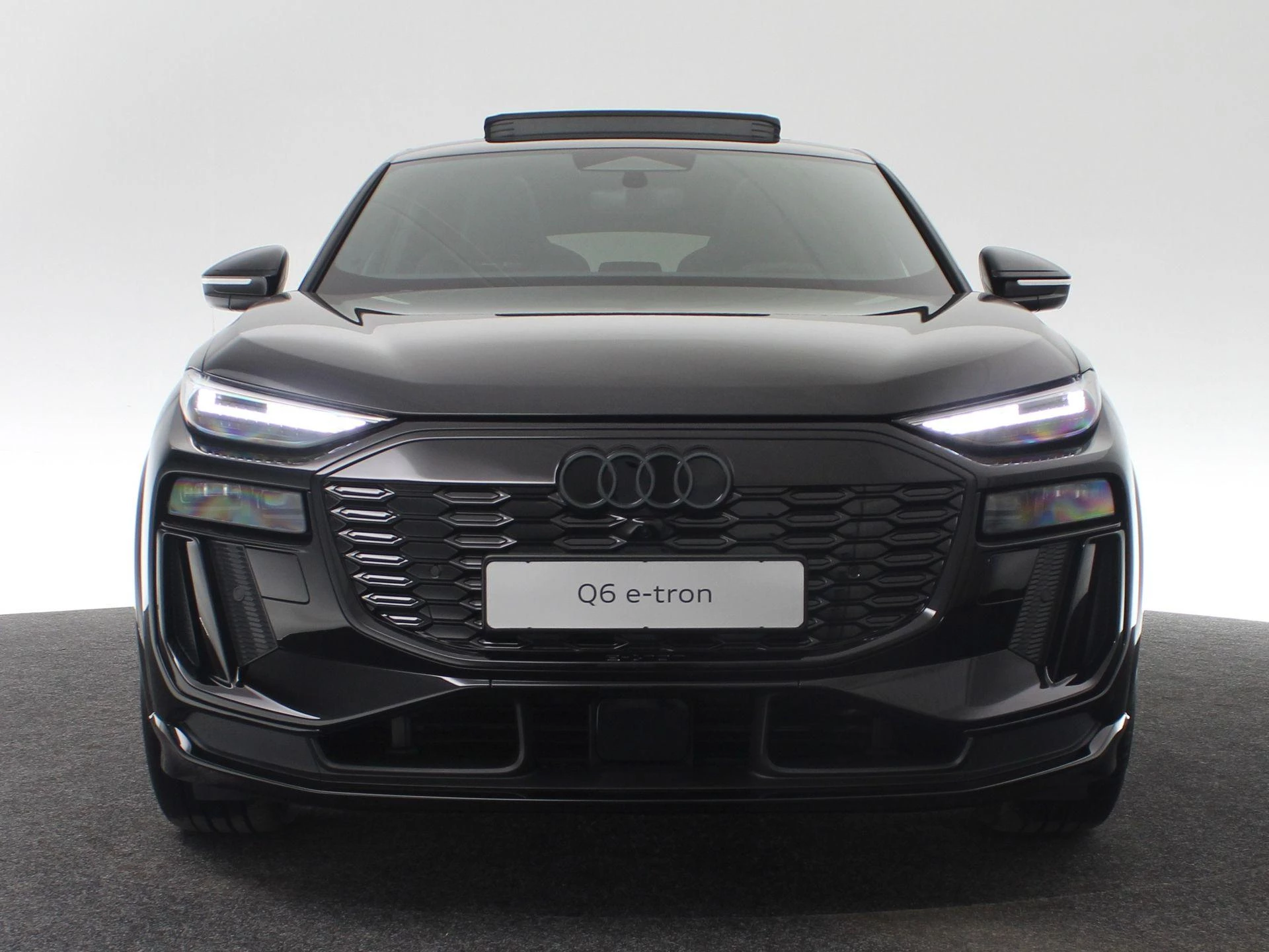 Hoofdafbeelding Audi Q6 e-tron