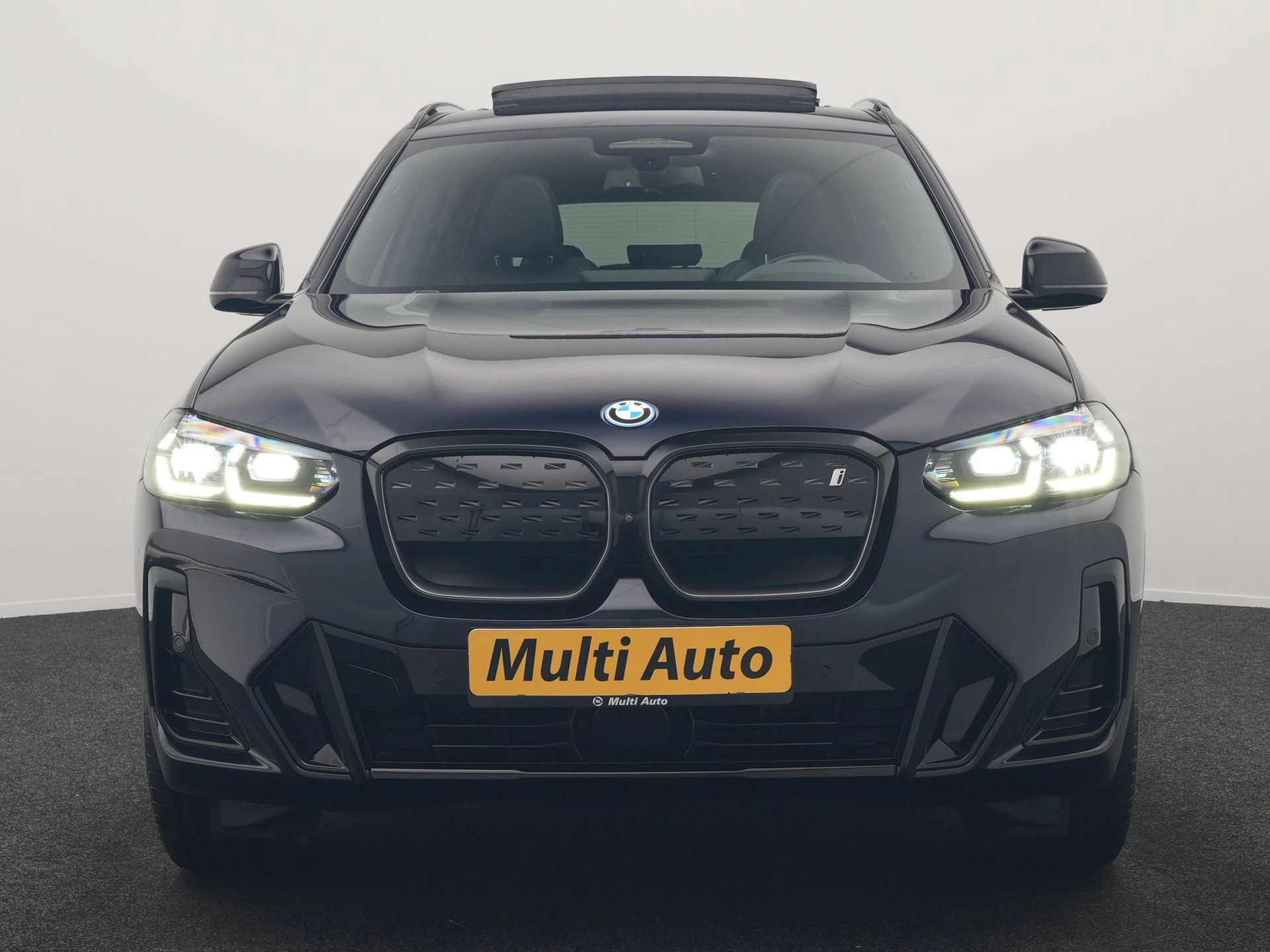Hoofdafbeelding BMW iX3