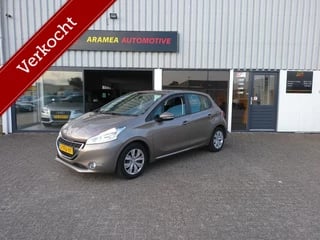 Peugeot 208 1.2 VTi Envy 2014 NAVI Parkeer sensoren G beurt