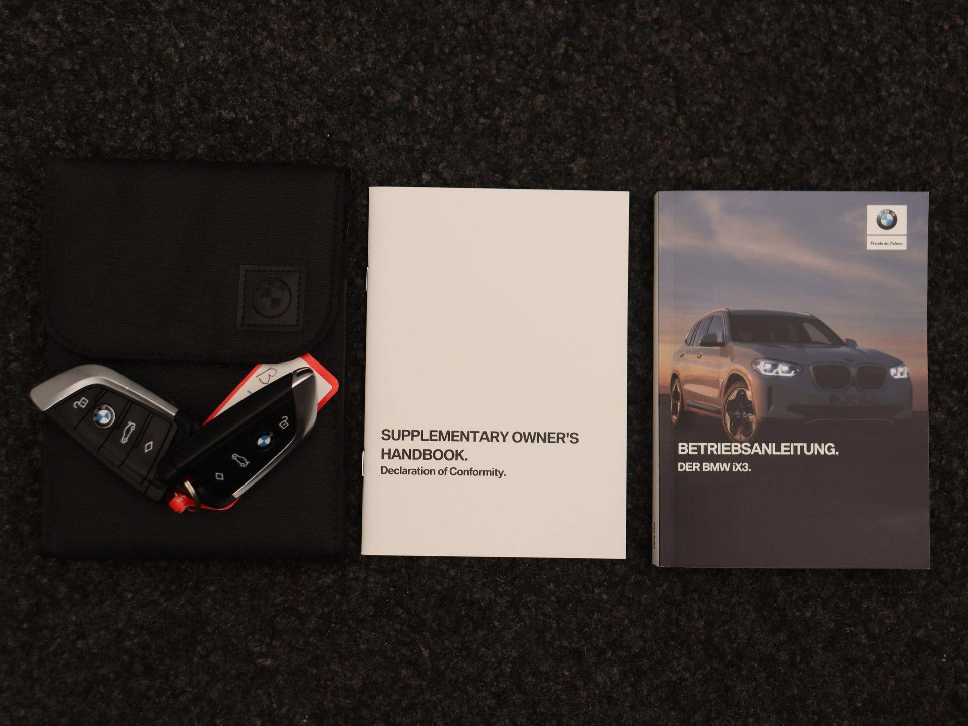 Hoofdafbeelding BMW iX3