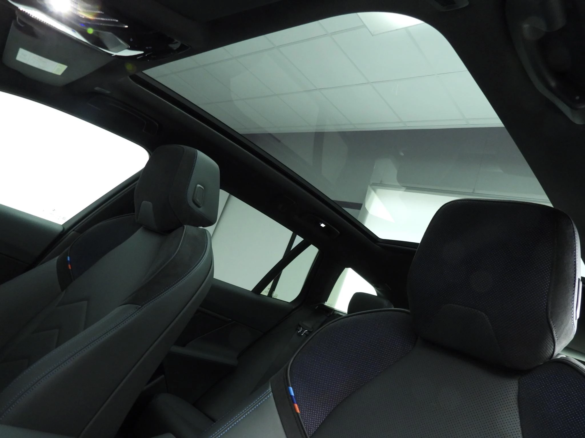 Hoofdafbeelding BMW i5
