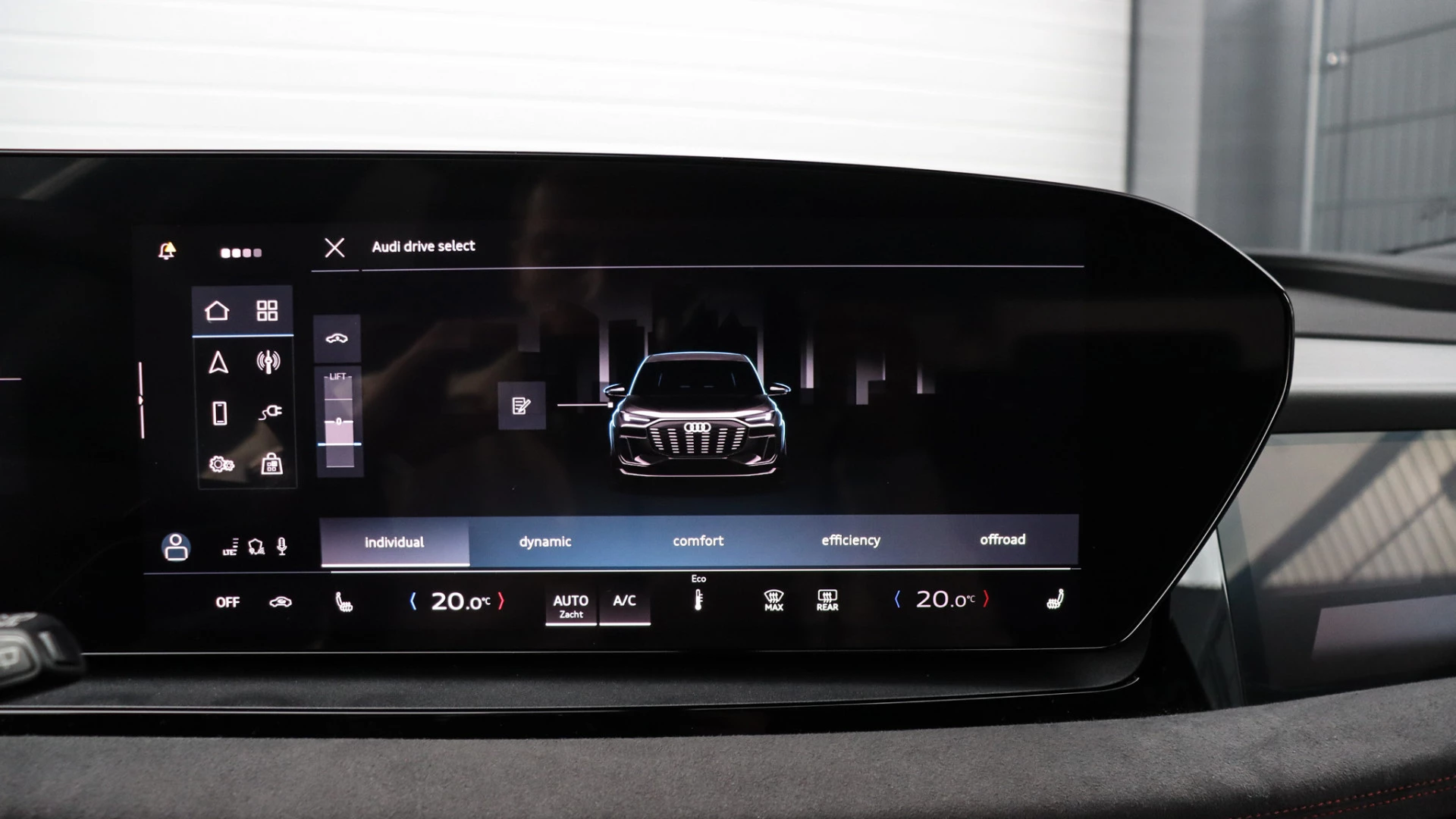 Hoofdafbeelding Audi SQ6 e-tron