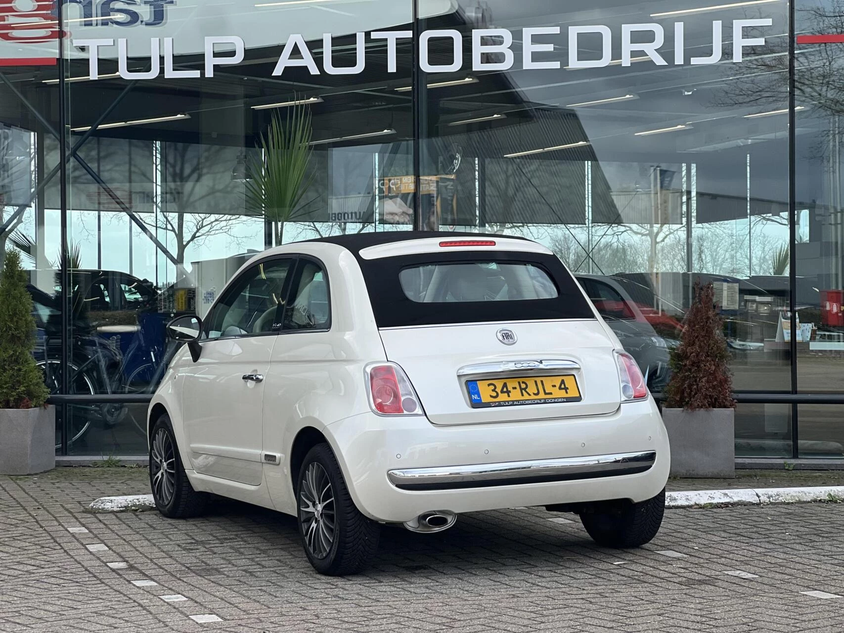 Hoofdafbeelding Fiat 500C