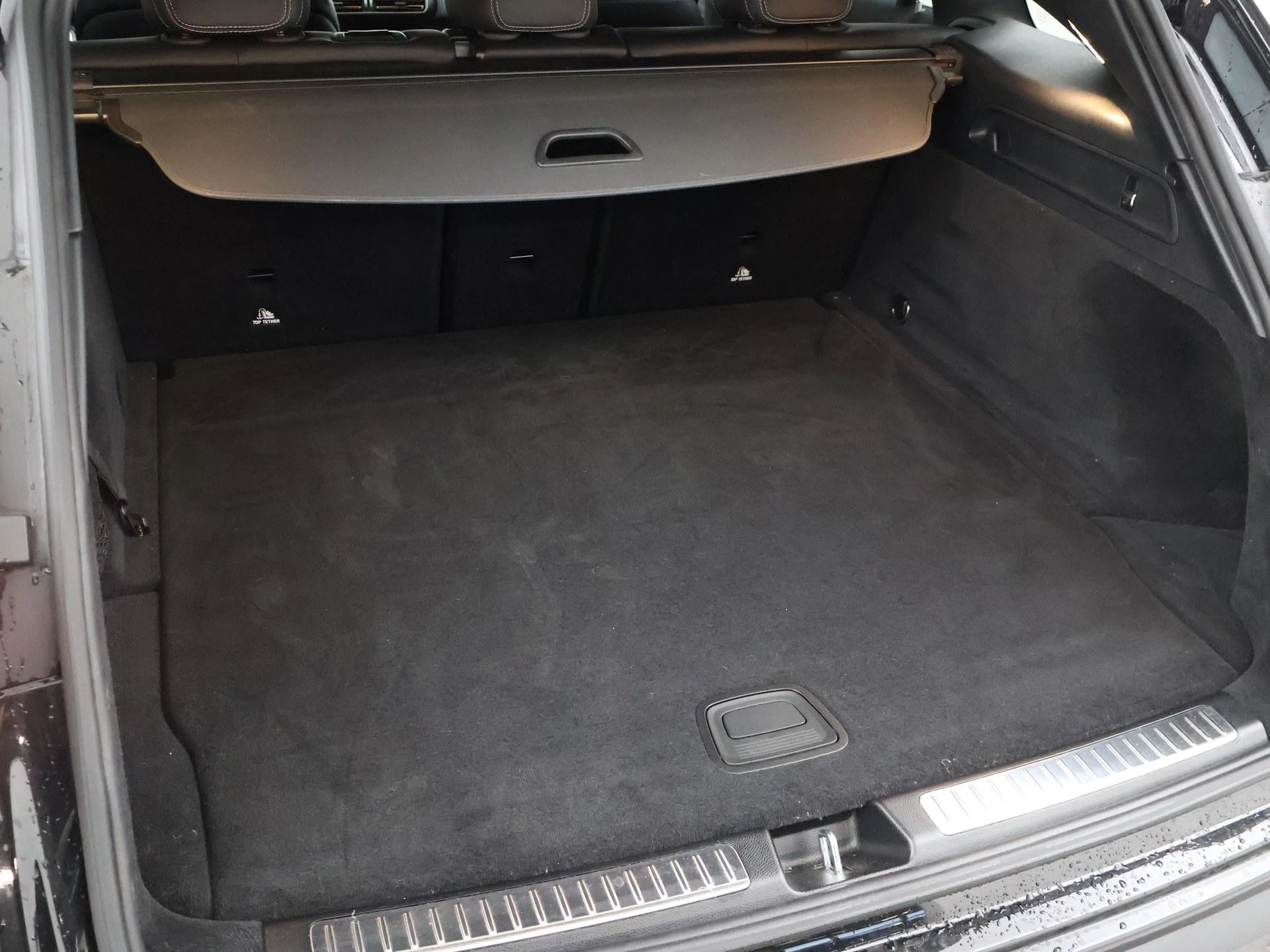 Hoofdafbeelding Mercedes-Benz EQC