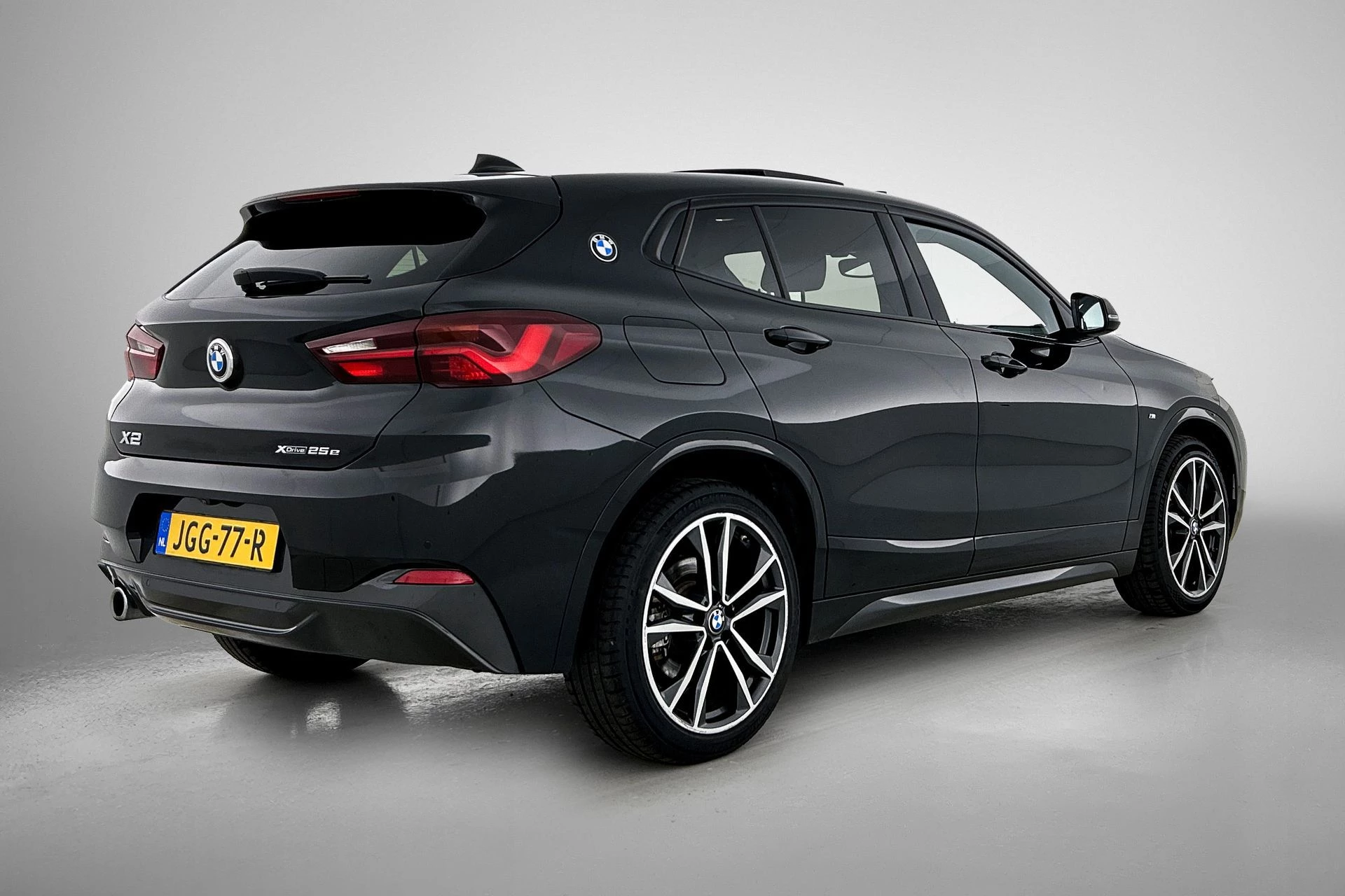 Hoofdafbeelding BMW X2