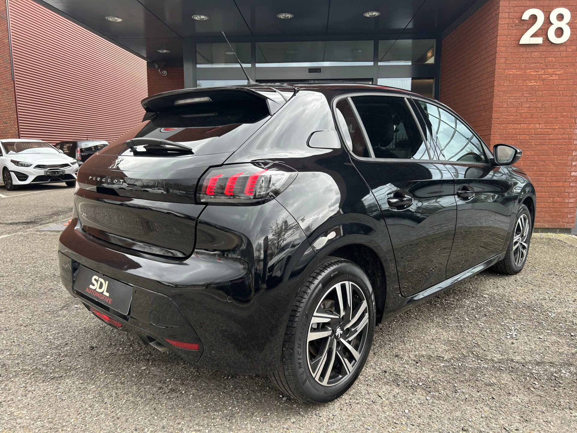 Hoofdafbeelding Peugeot 208