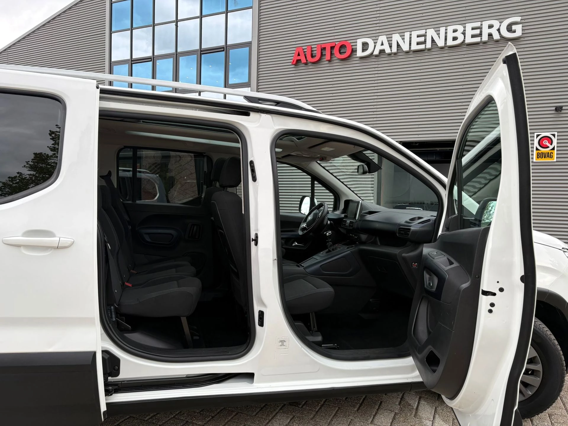 Hoofdafbeelding Peugeot Rifter