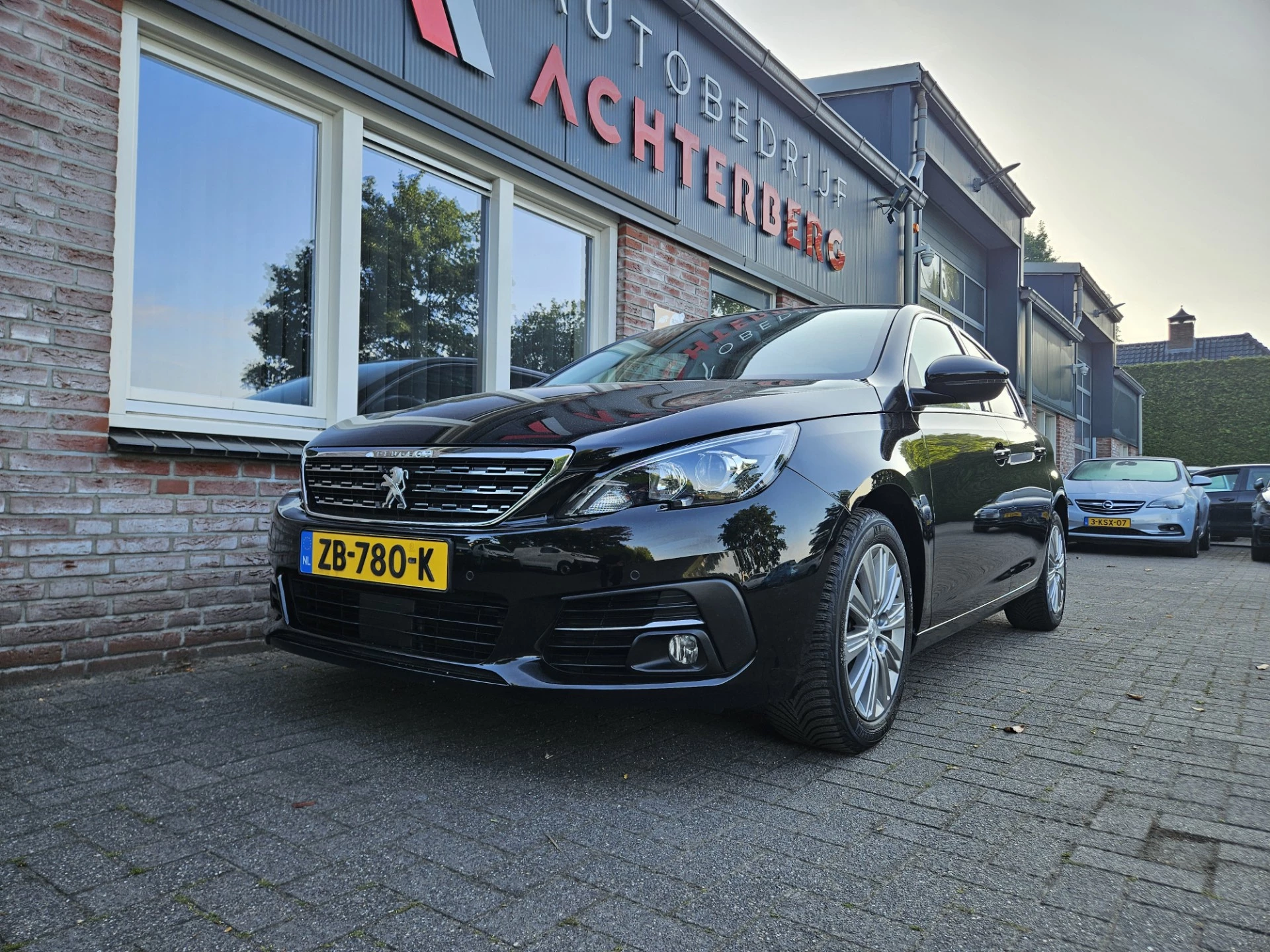 Hoofdafbeelding Peugeot 308