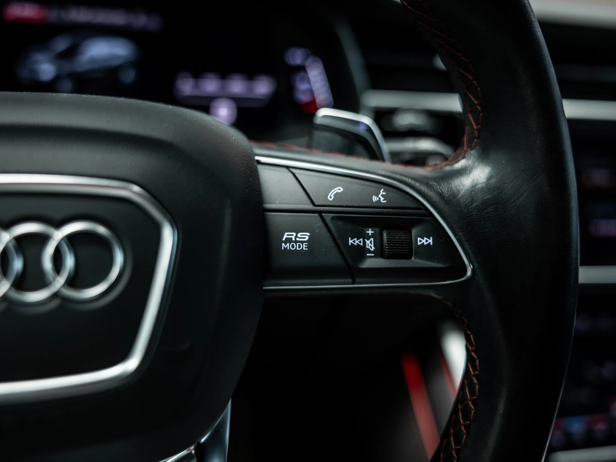 Hoofdafbeelding Audi RSQ8