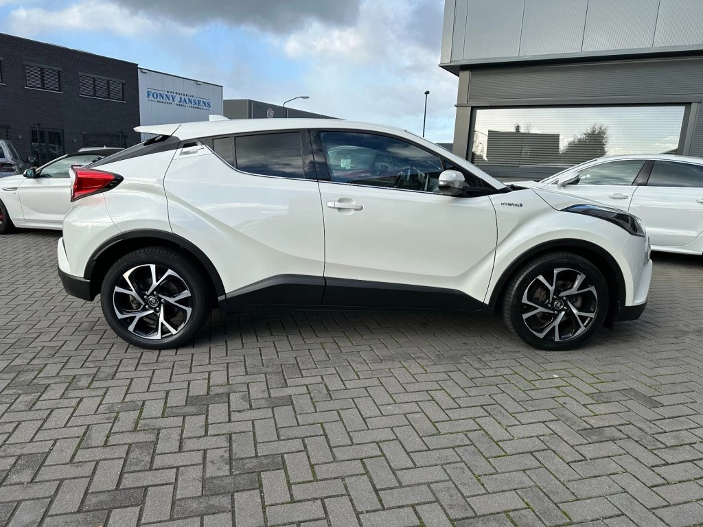 Hoofdafbeelding Toyota C-HR