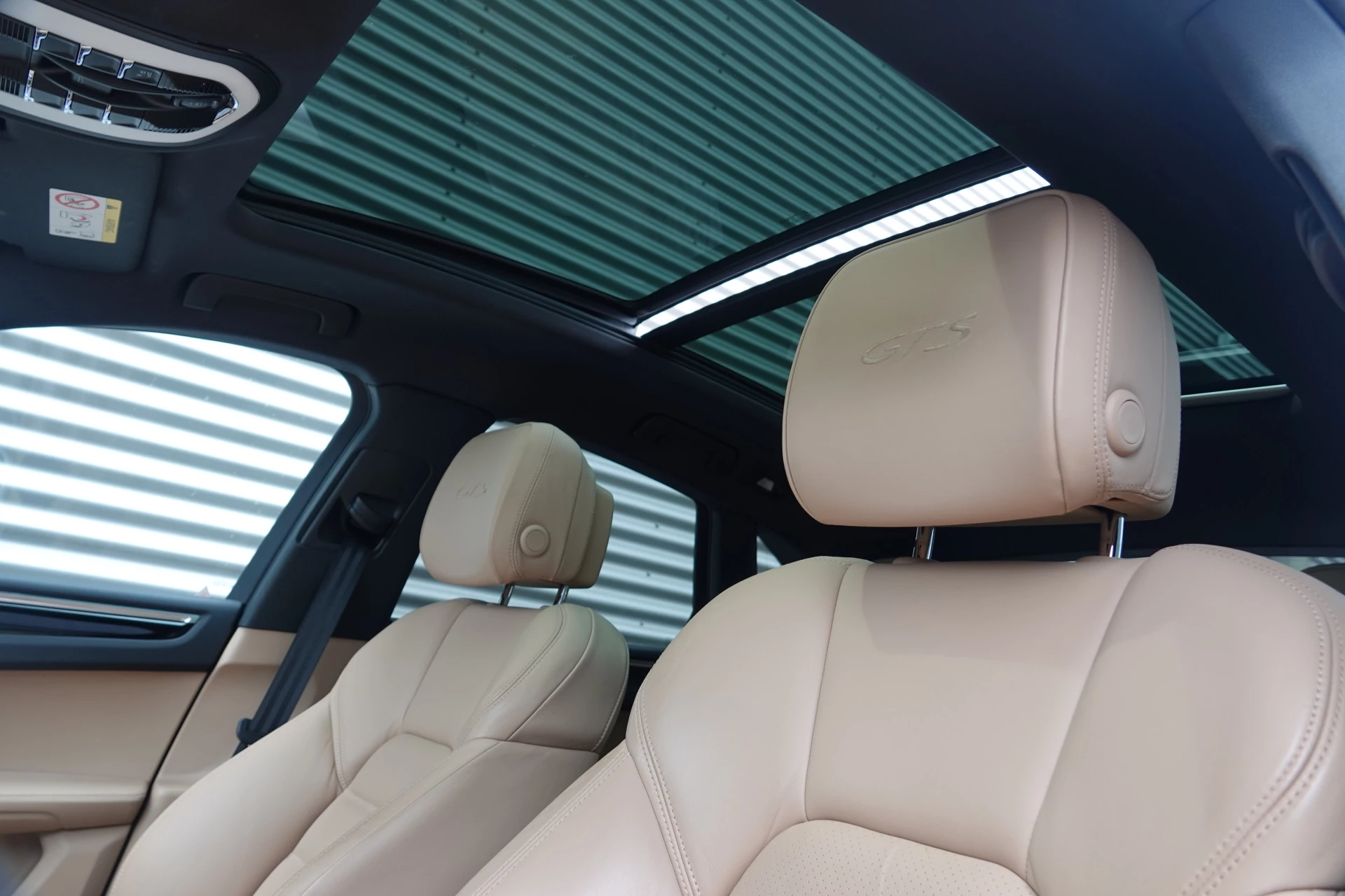 Hoofdafbeelding Porsche Macan